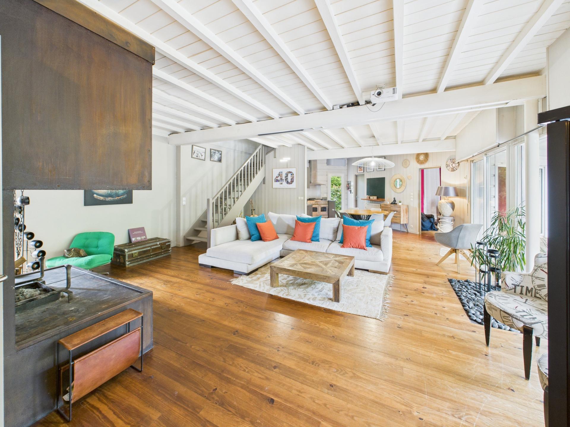 Photo 22 of the listing.