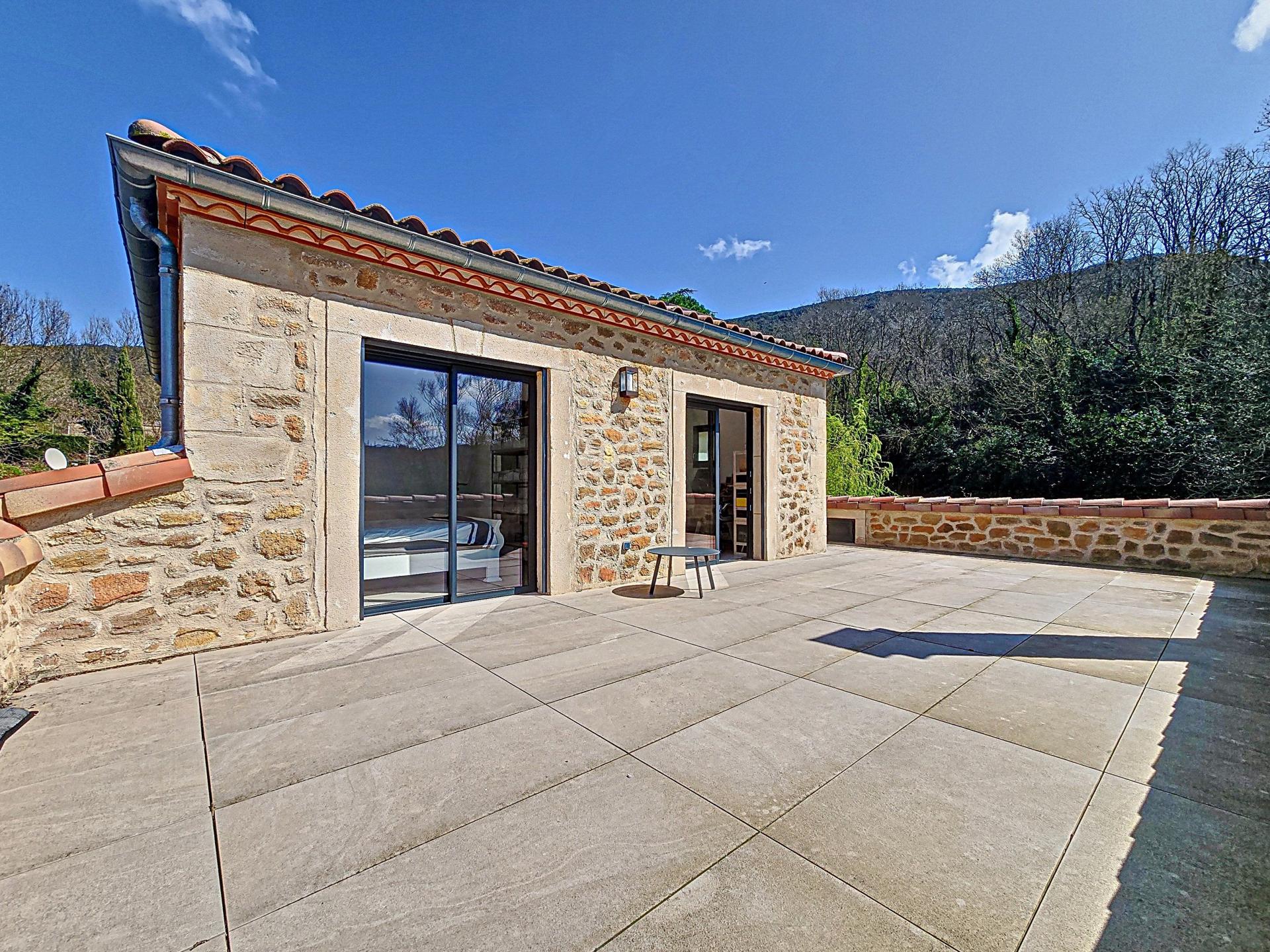 Photo 18 de l'annonce.