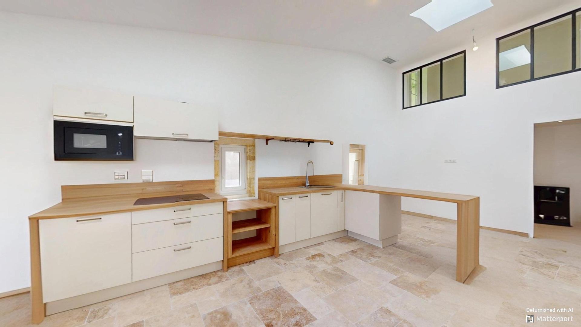 Photo 8 of the listing.