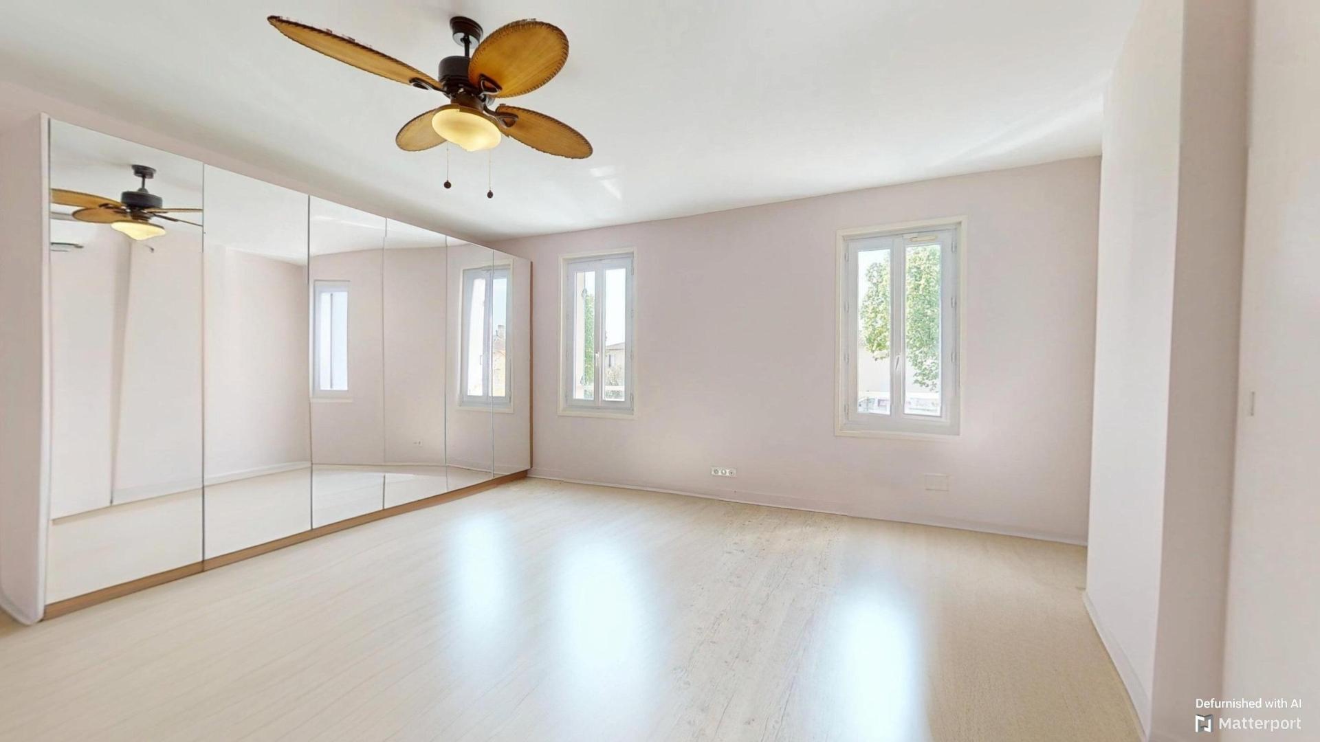 Photo 15 of the listing.