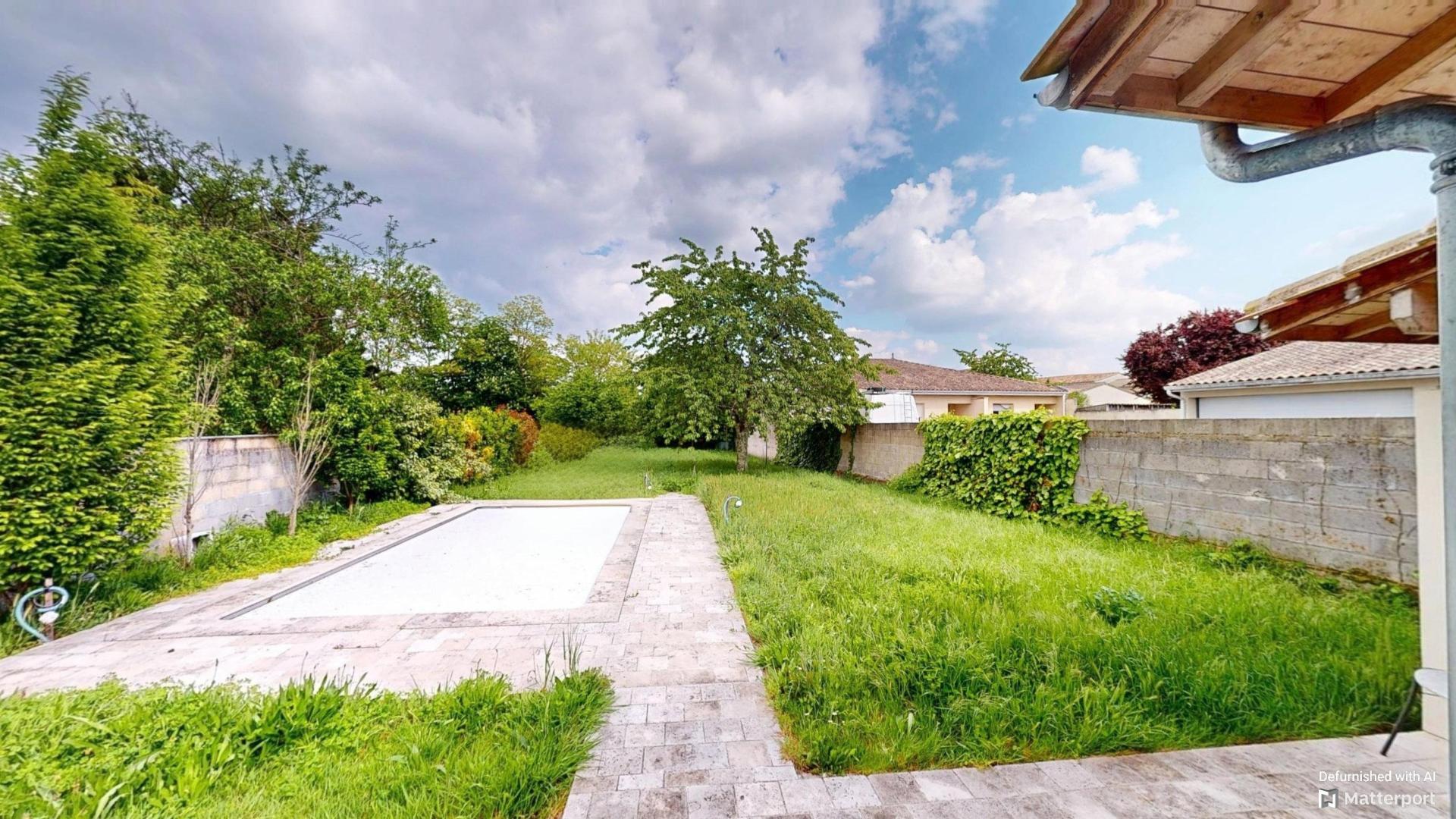 Photo 4 of the listing.