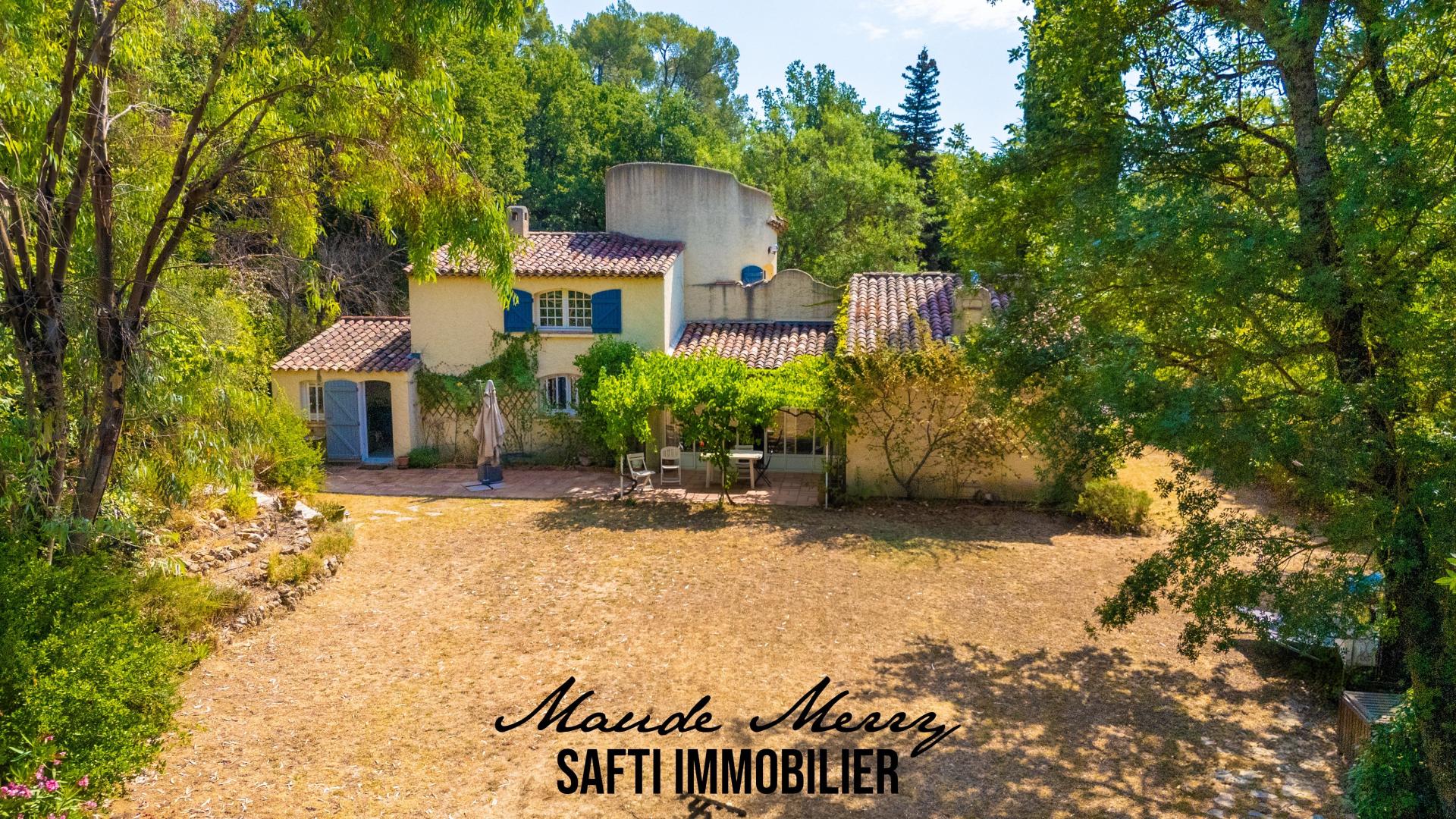 Photo 4 of the listing.