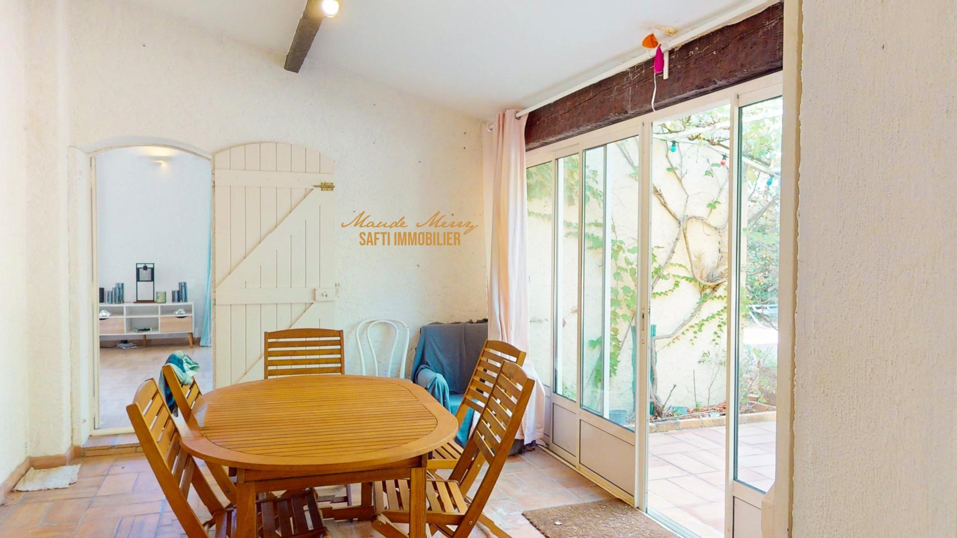 Photo 10 of the listing.