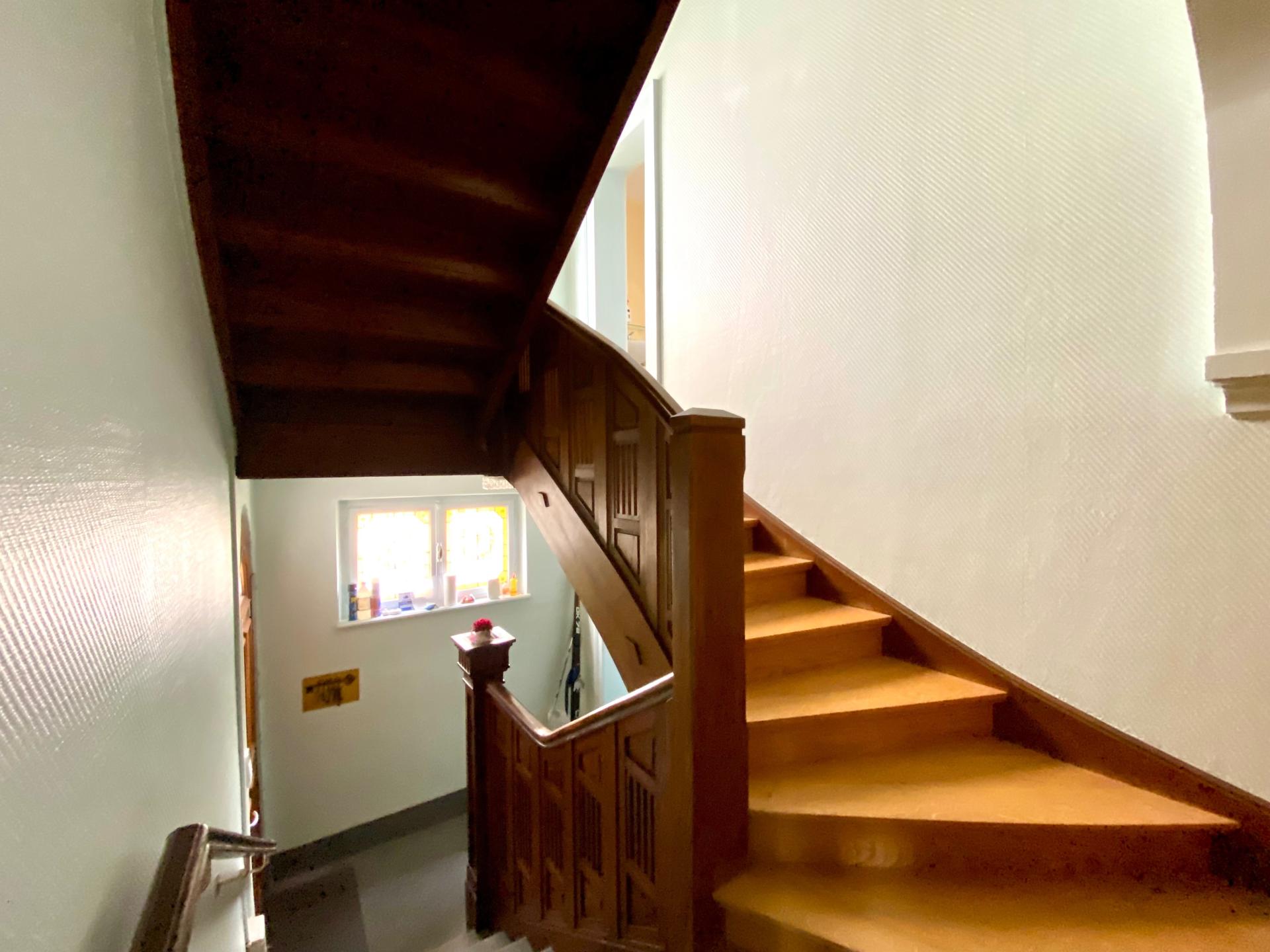 Photo 4 of the listing.