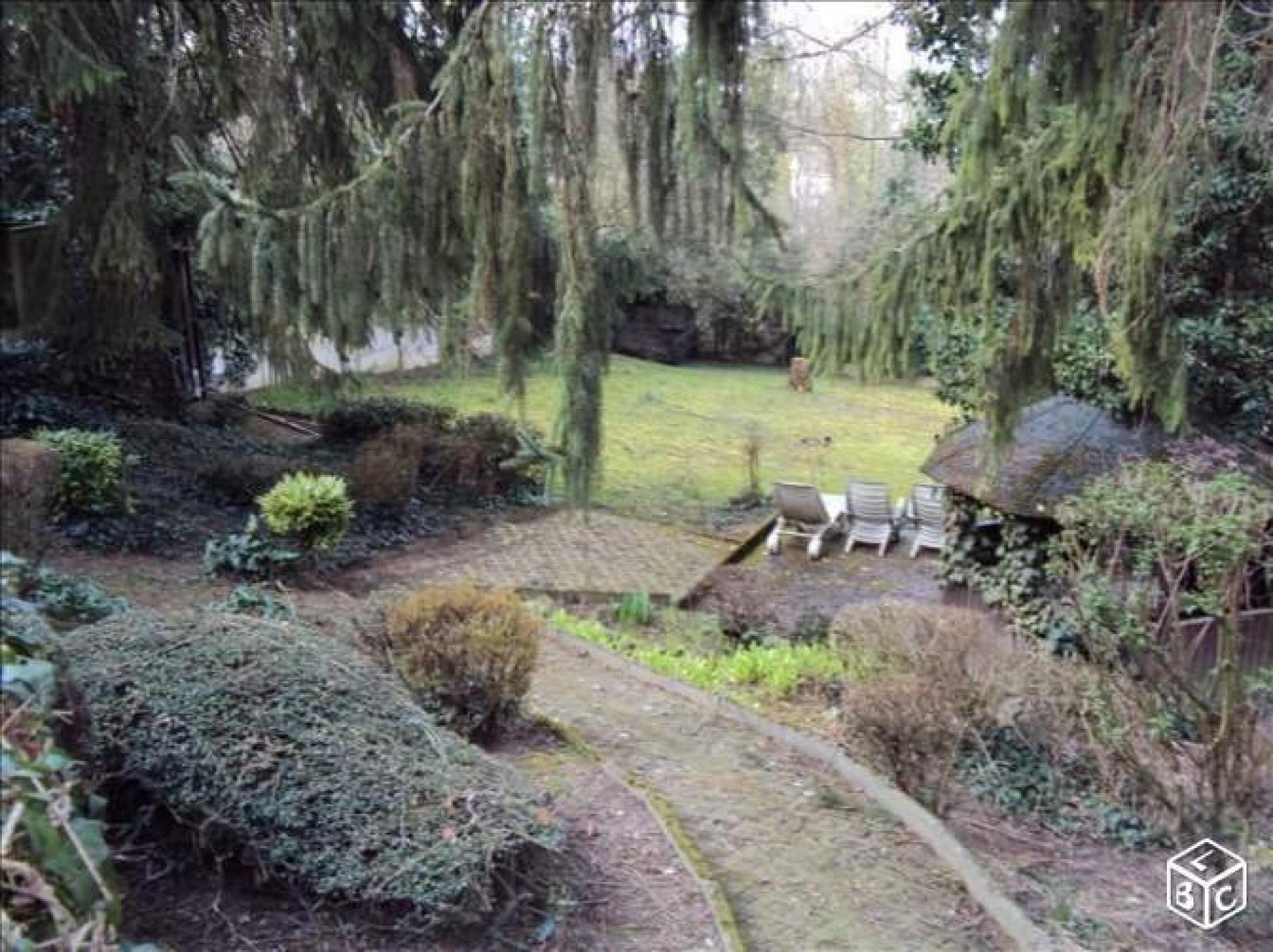 Photo 15 of the listing.