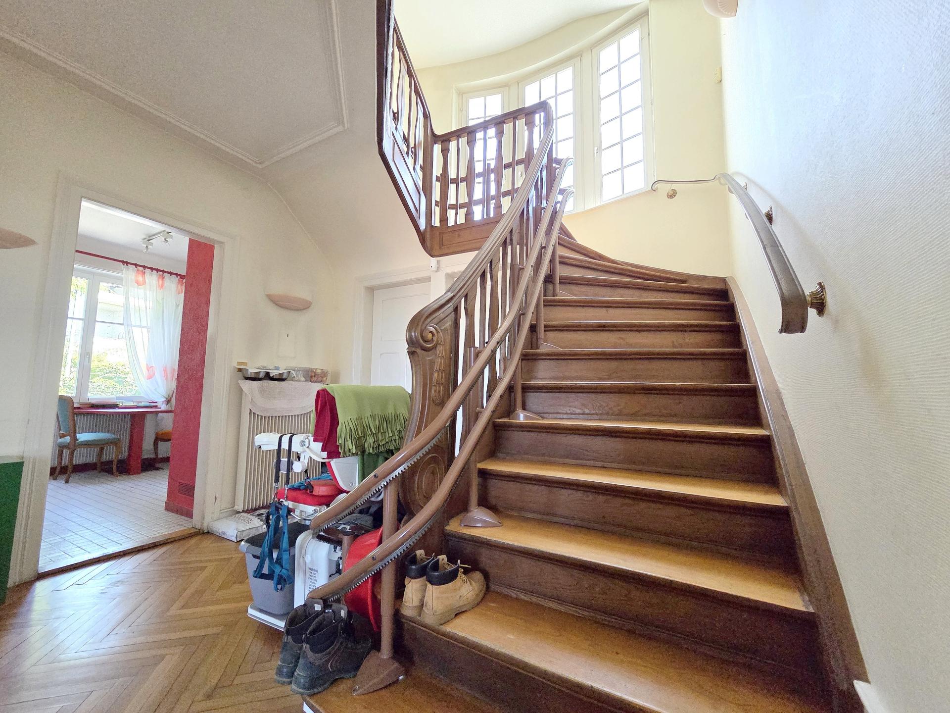 Photo 3 of the listing.