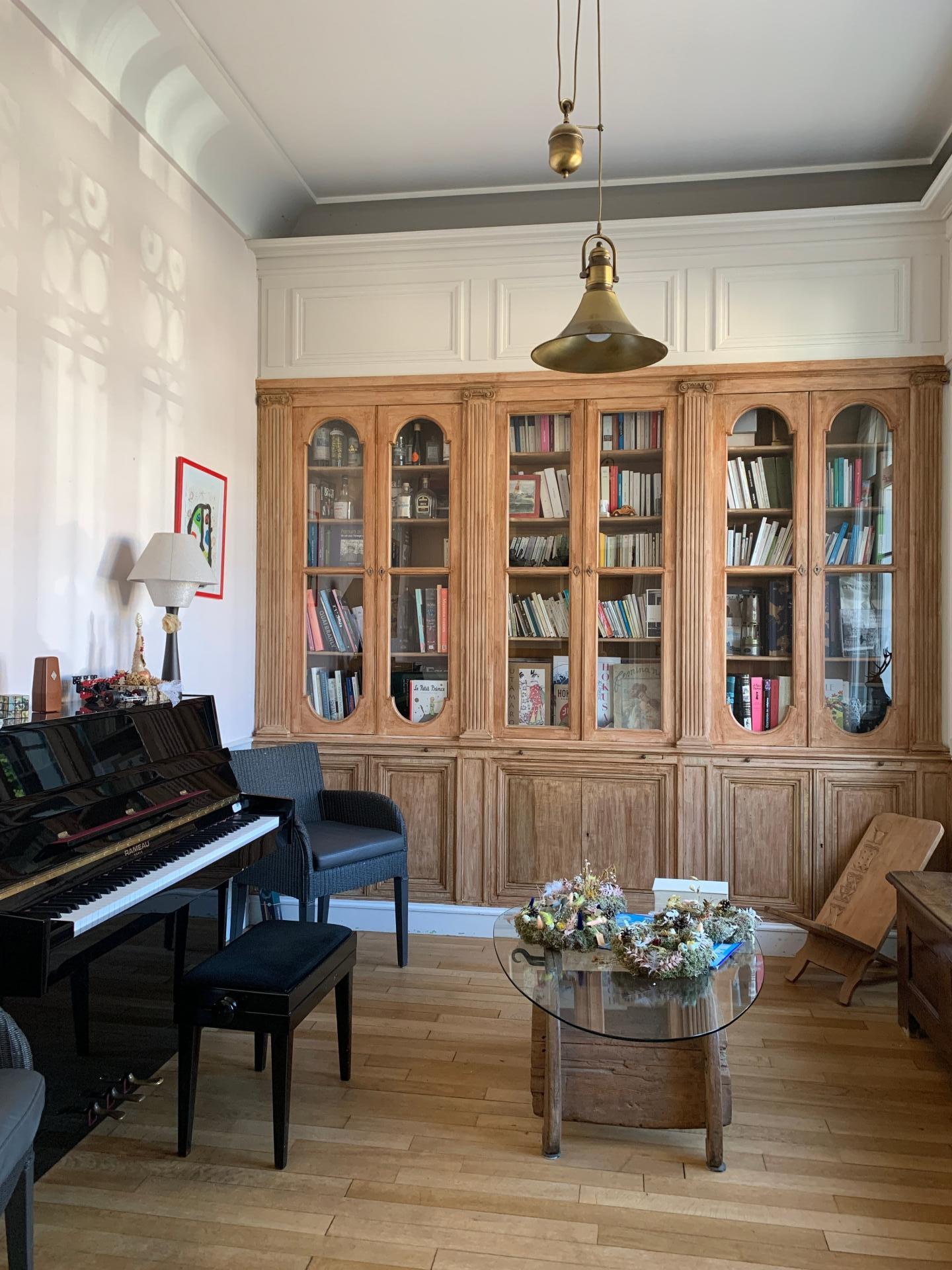 Photo 9 of the listing.