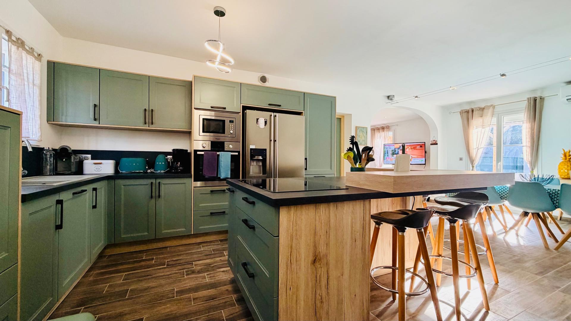 Photo 28 of the listing.