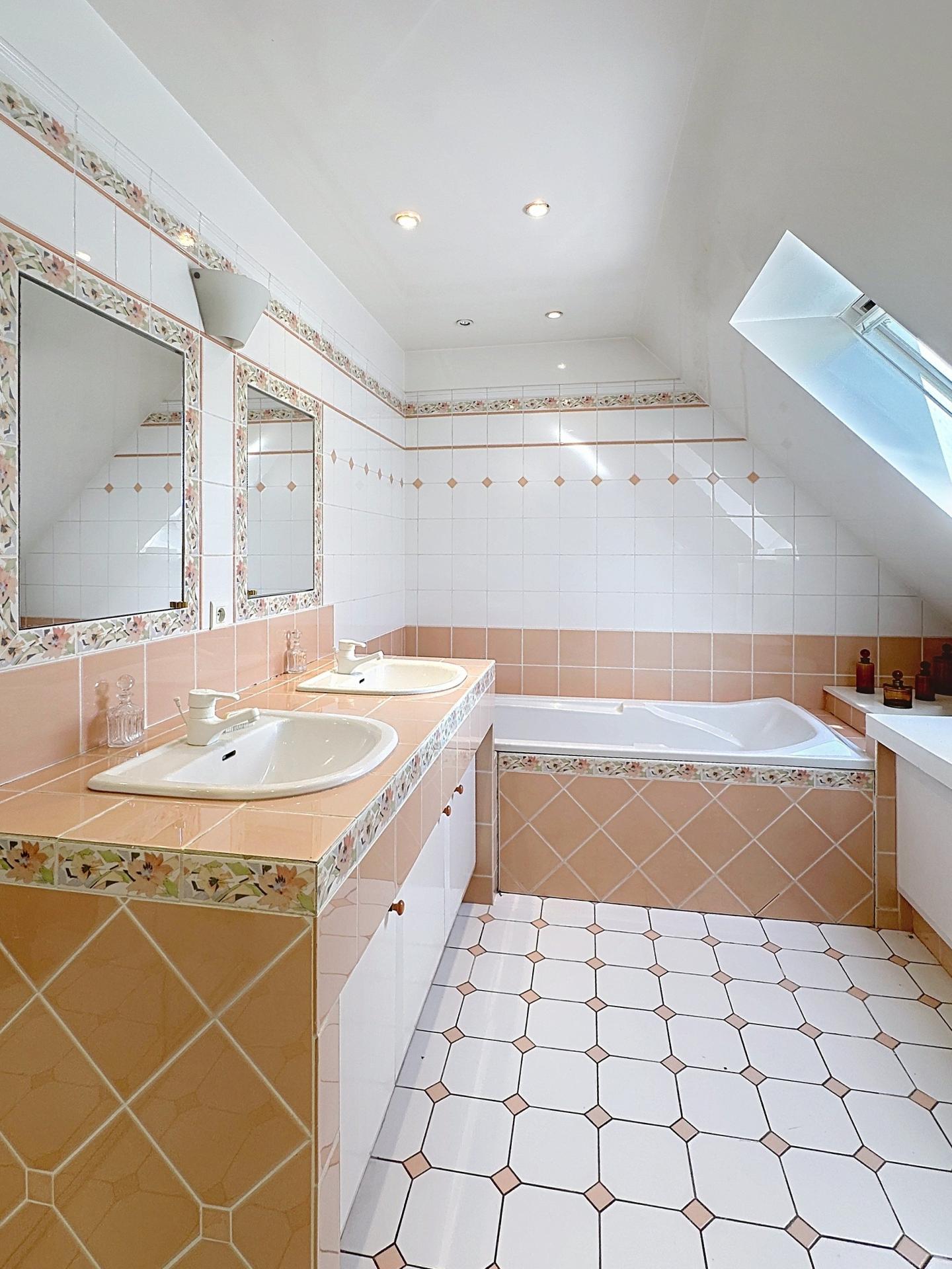 Photo 13 de l'annonce.