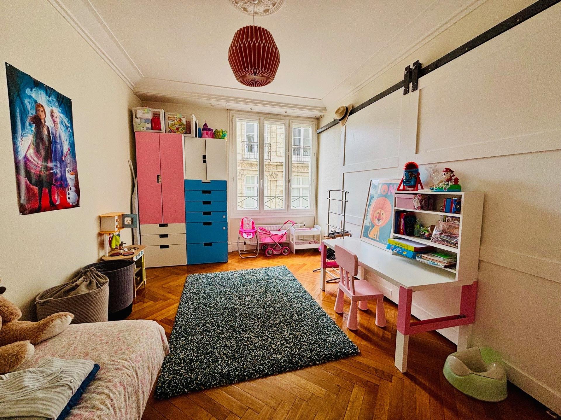 Photo 4 of the listing.