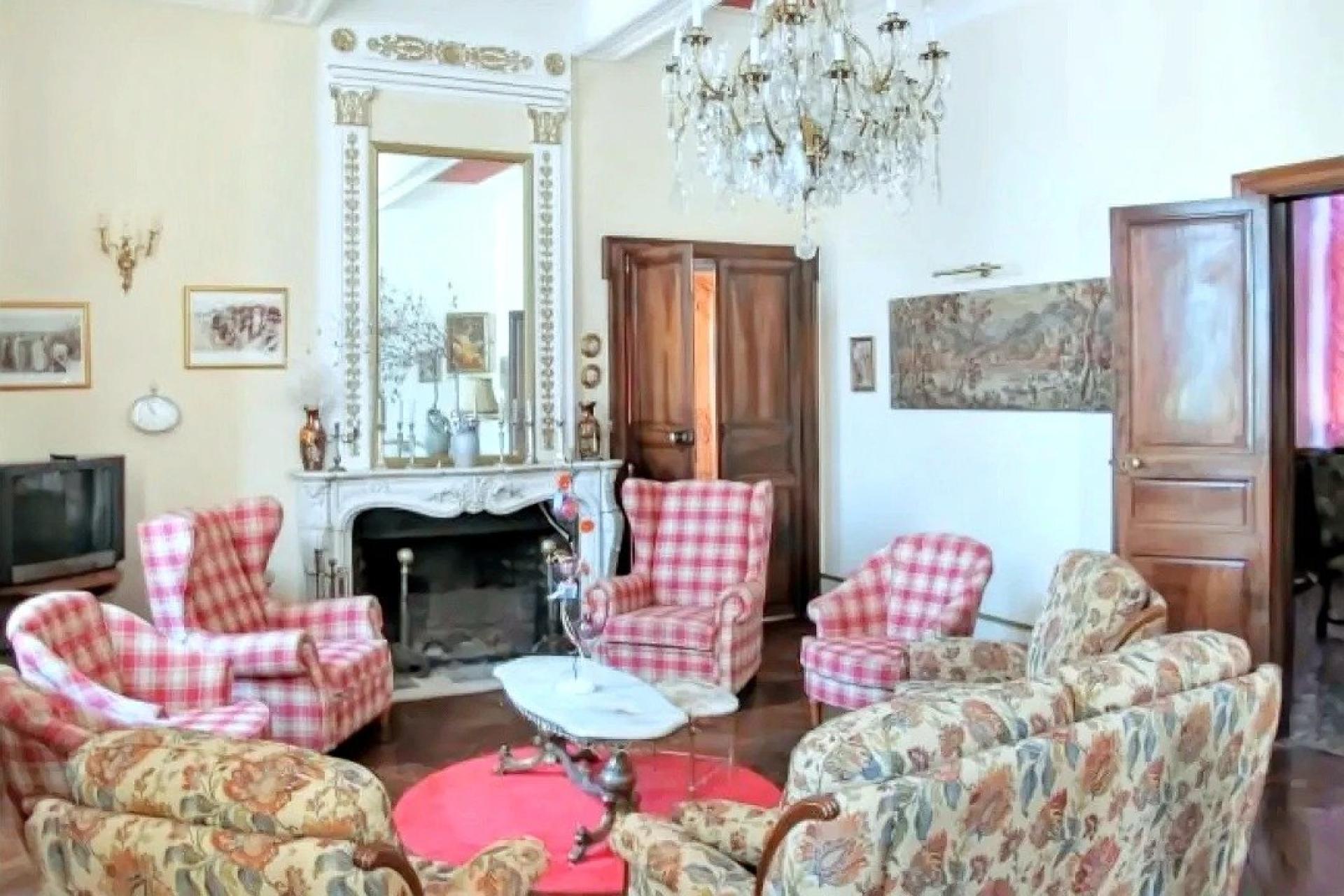 Photo 16 of the listing.