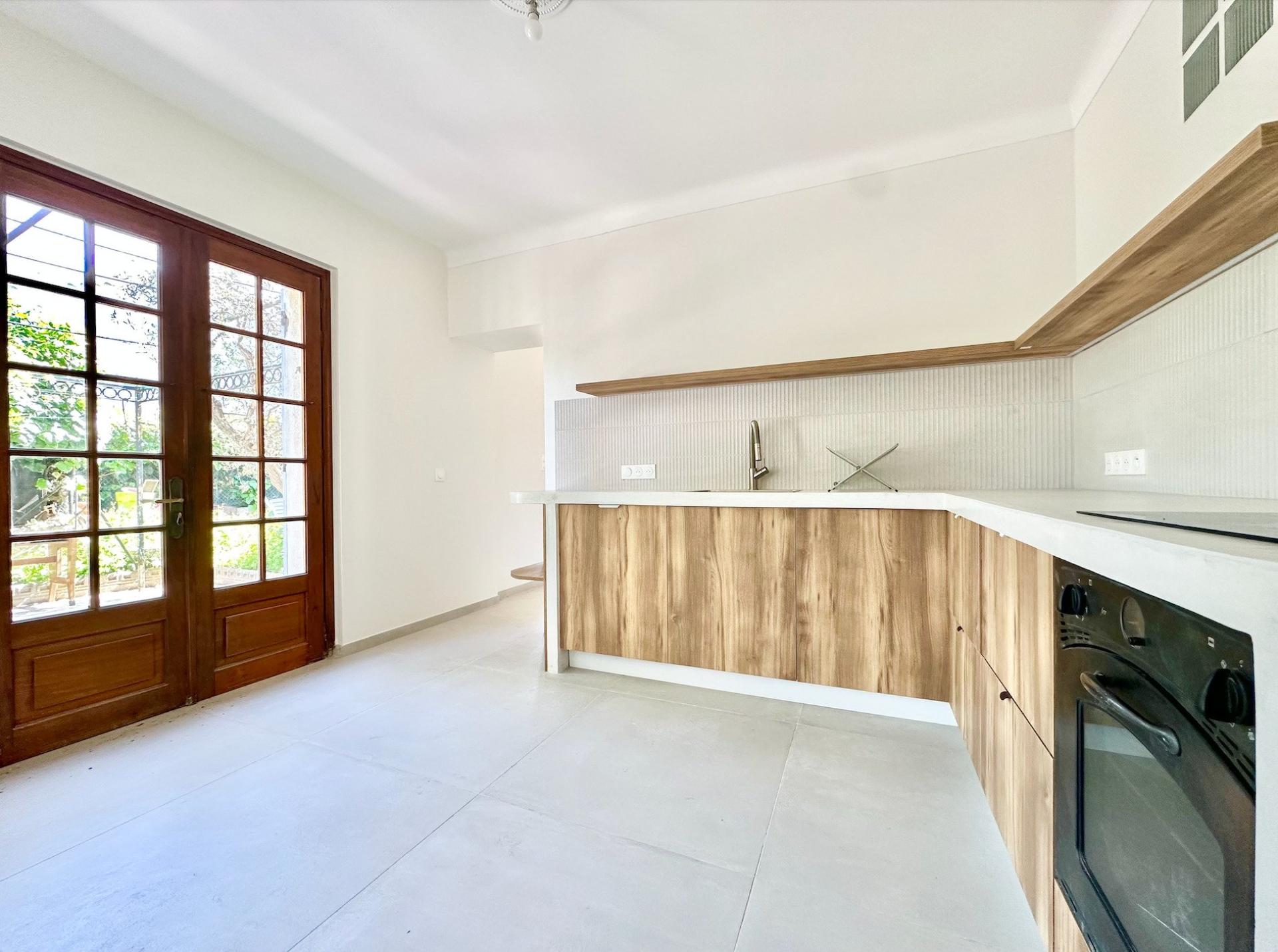 Photo 23 of the listing.