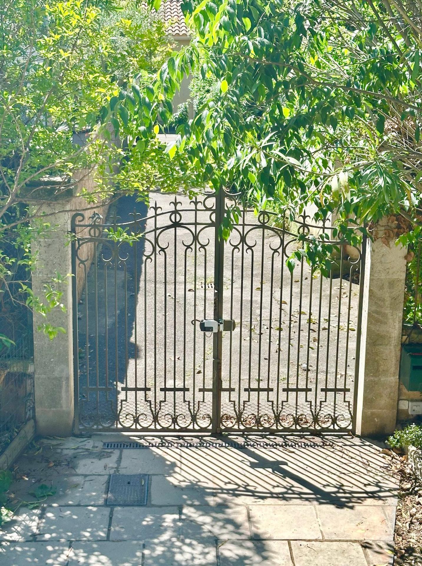 Photo 9 of the listing.