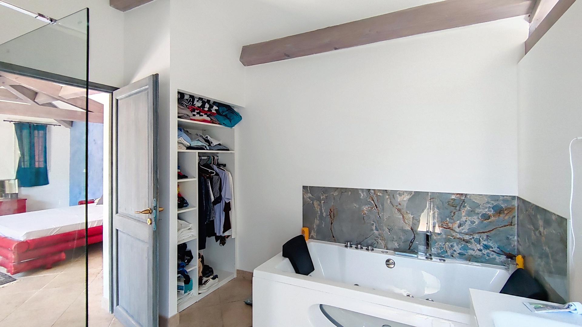 Photo 13 de l'annonce.