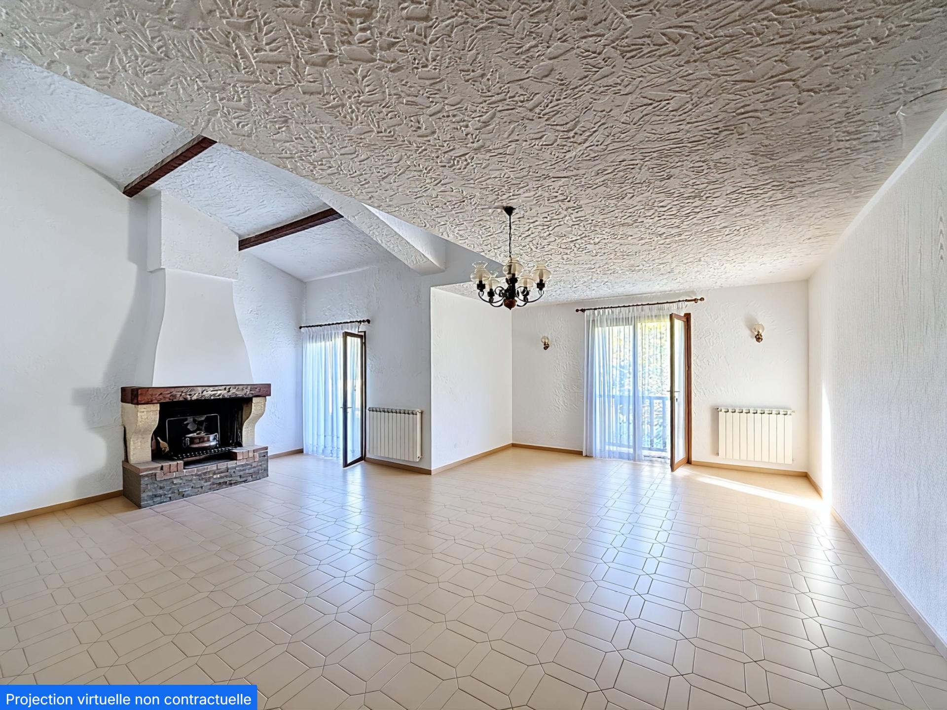 Photo 5 of the listing.