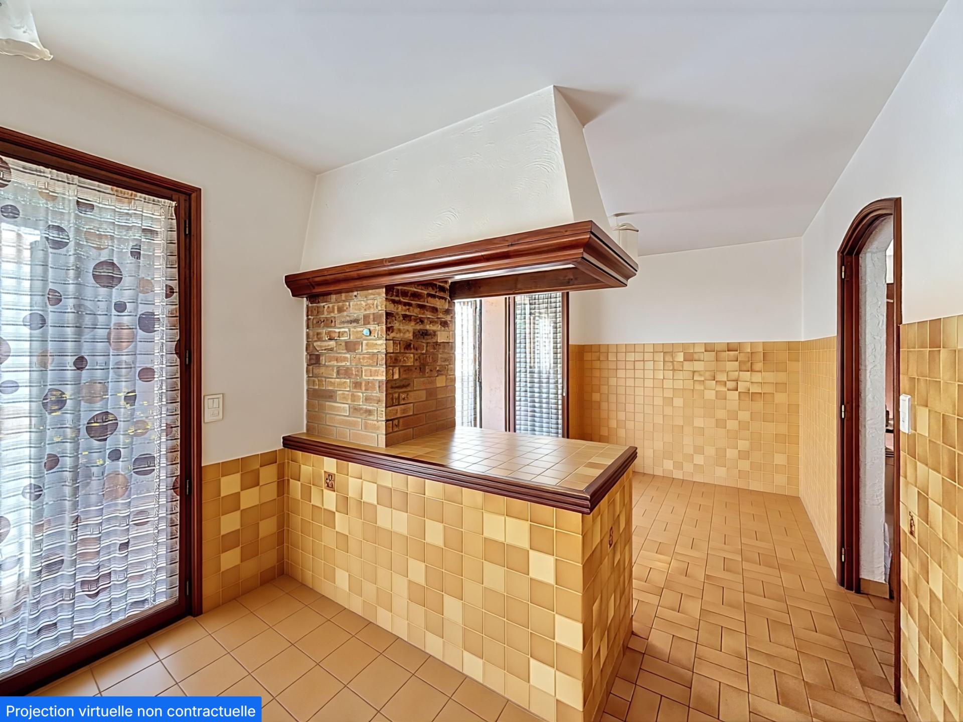 Photo 8 of the listing.