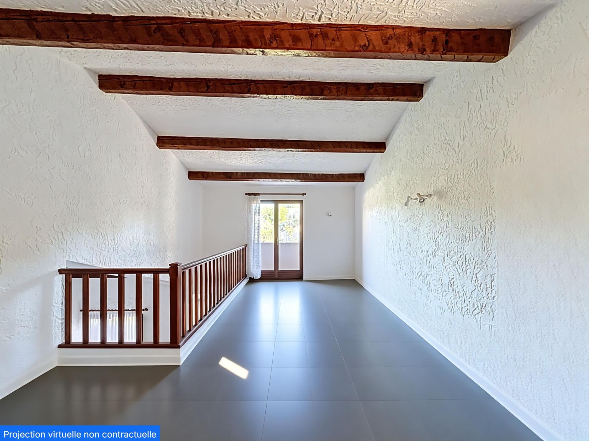 Photo 7 of the listing.