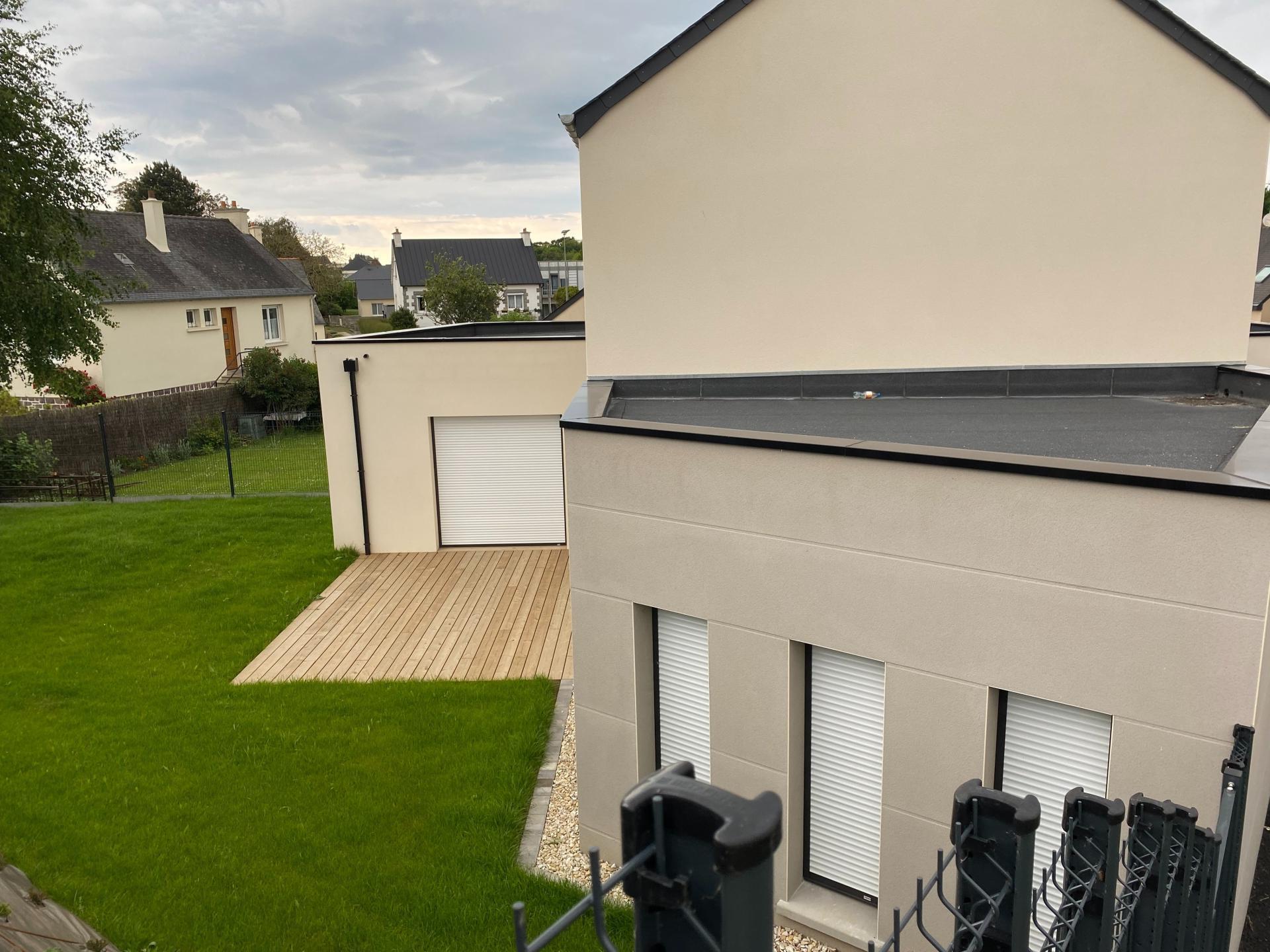 Photo 14 of the listing.