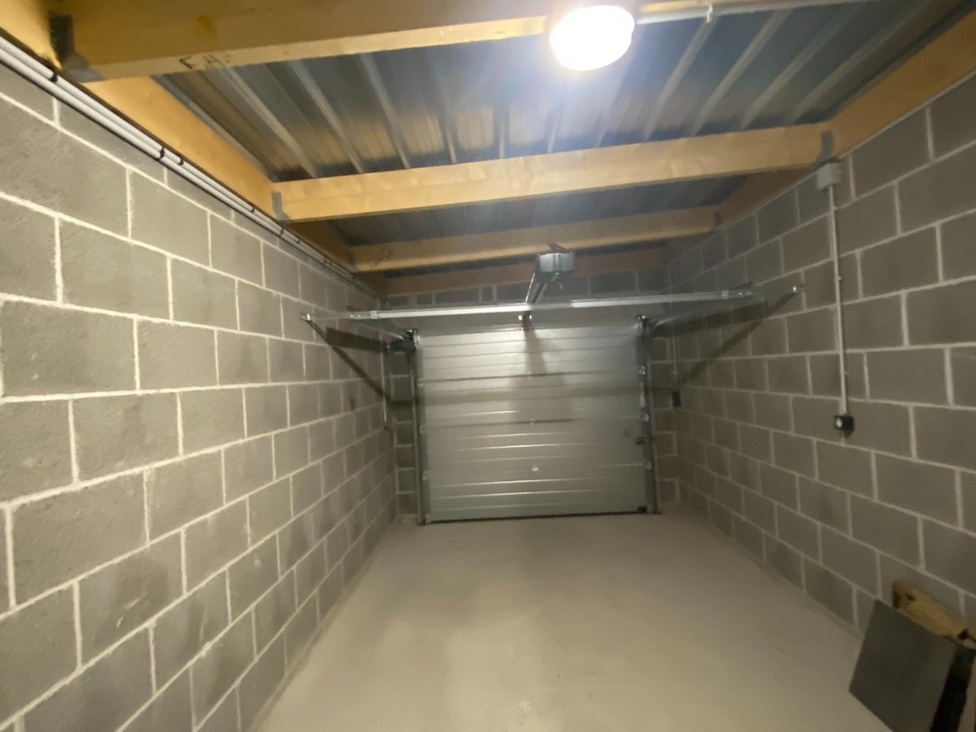 Photo 10 of the listing.