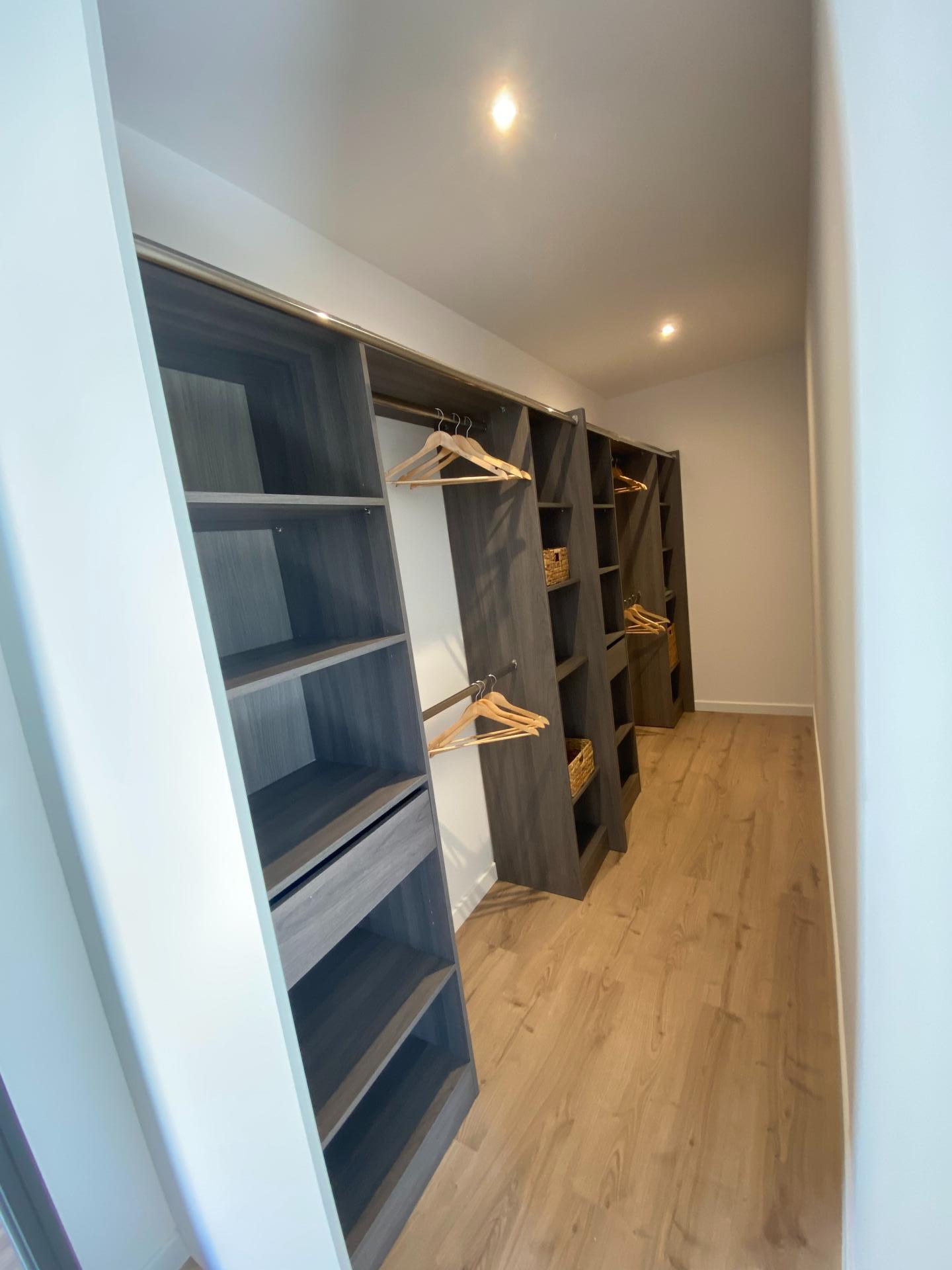 Photo 4 of the listing.