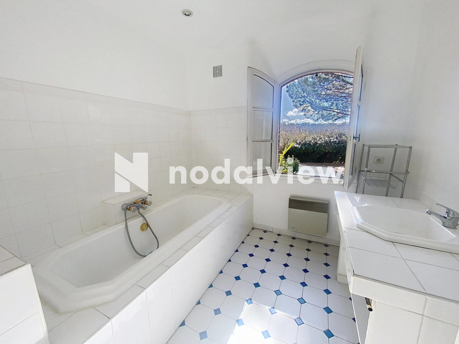 Photo 9 de l'annonce.