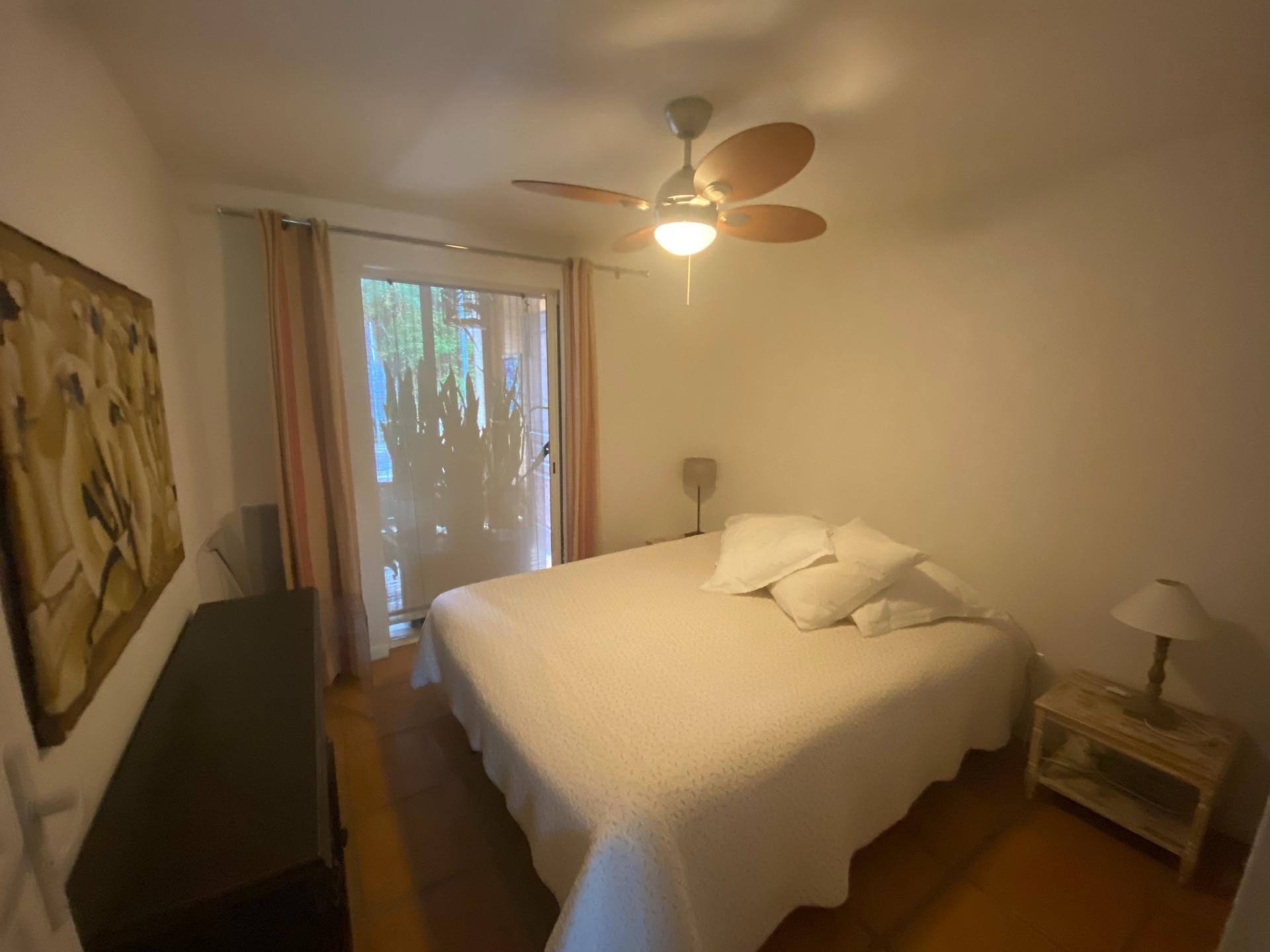 Photo 5 of the listing.