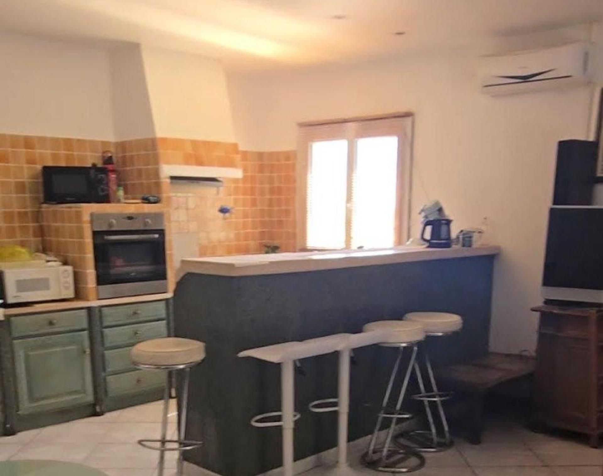 Photo 7 of the listing.