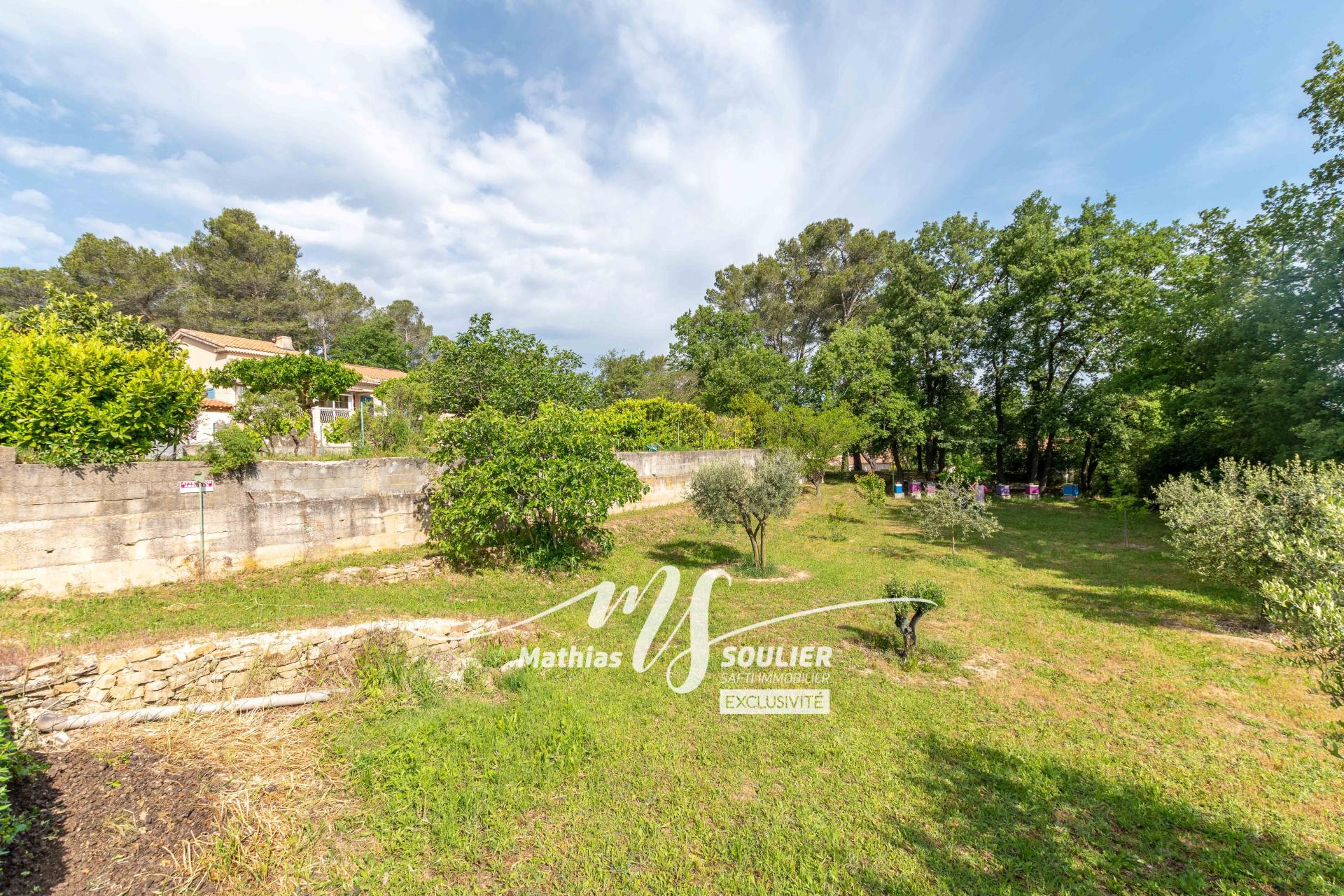 Photo 17 of the listing.