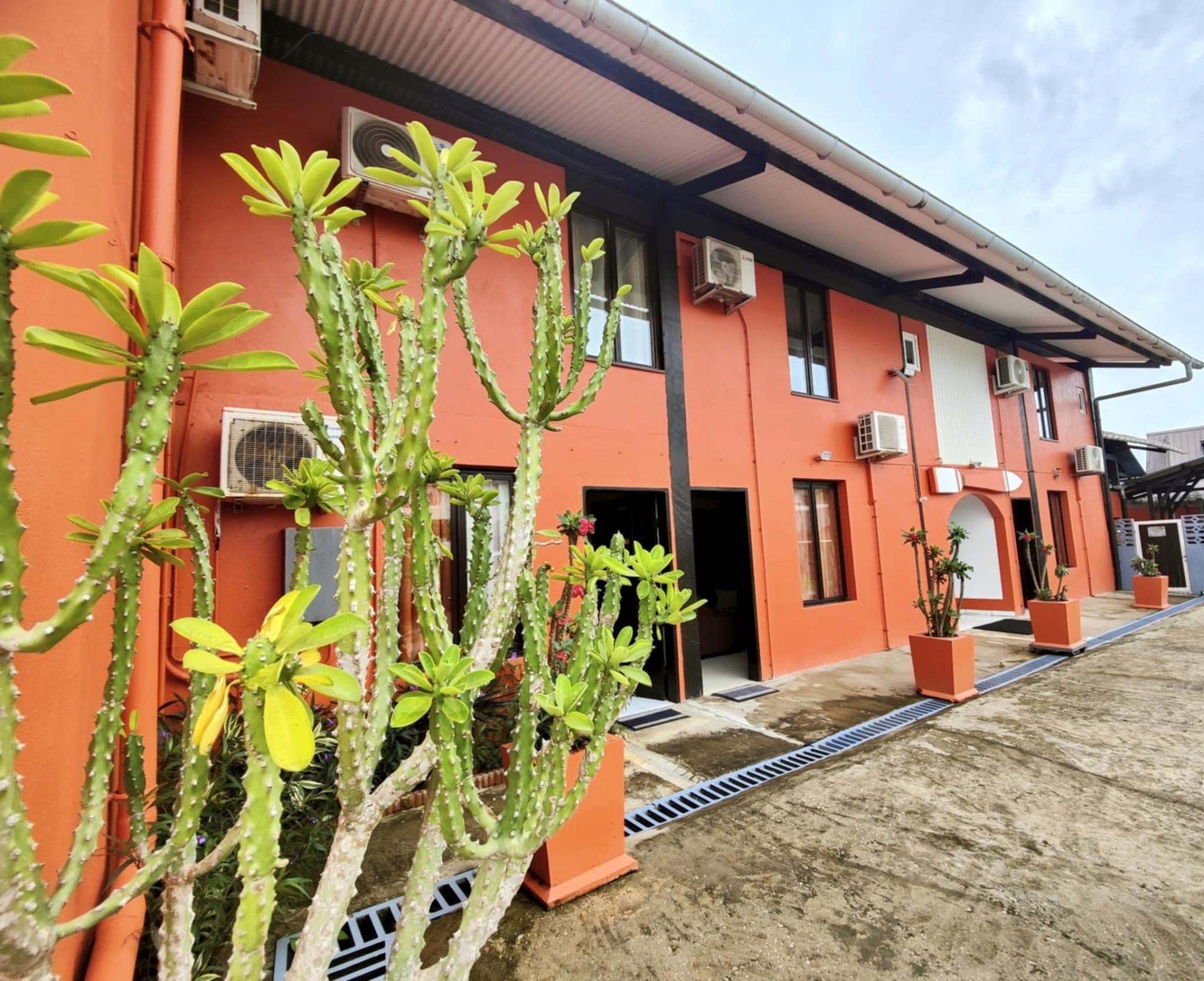 Photo 3 of the listing.