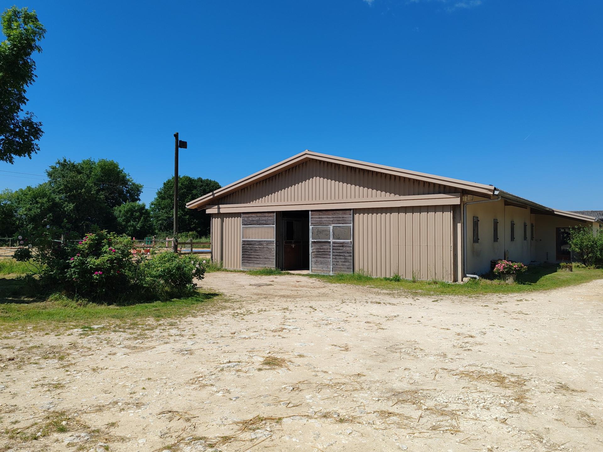 Photo 19 de l'annonce.