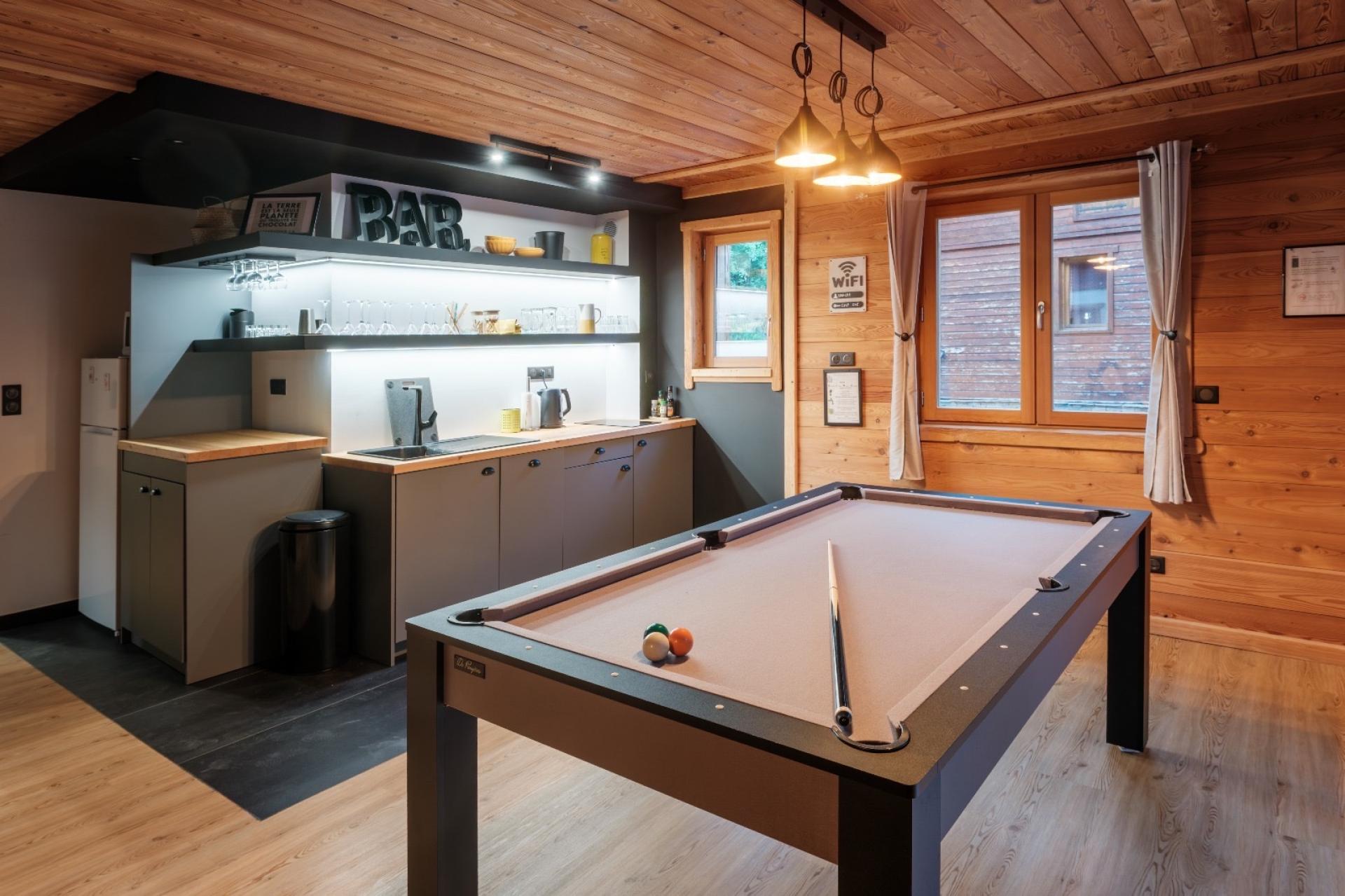 Photo 4 of the listing.