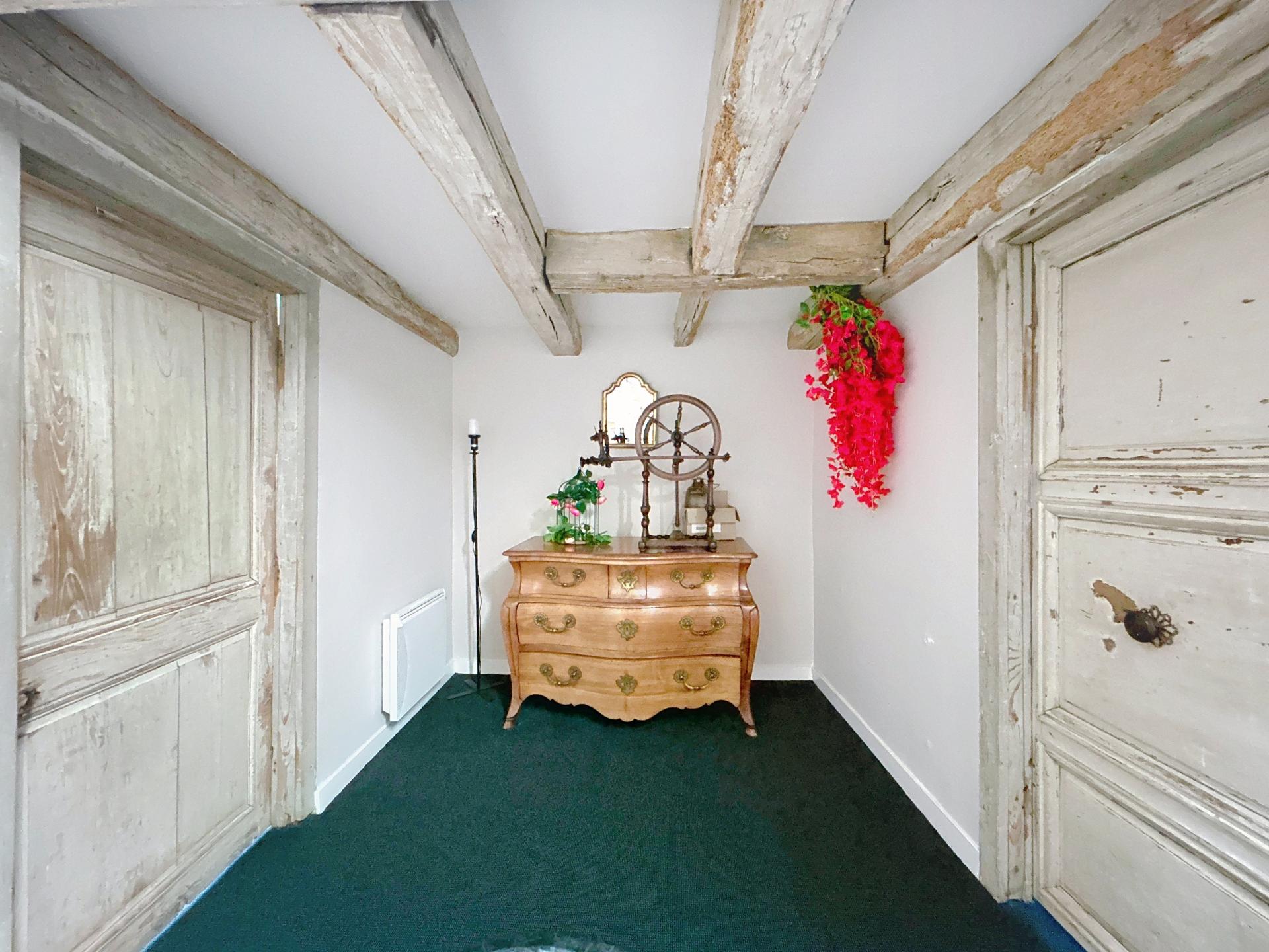 Photo 6 of the listing.