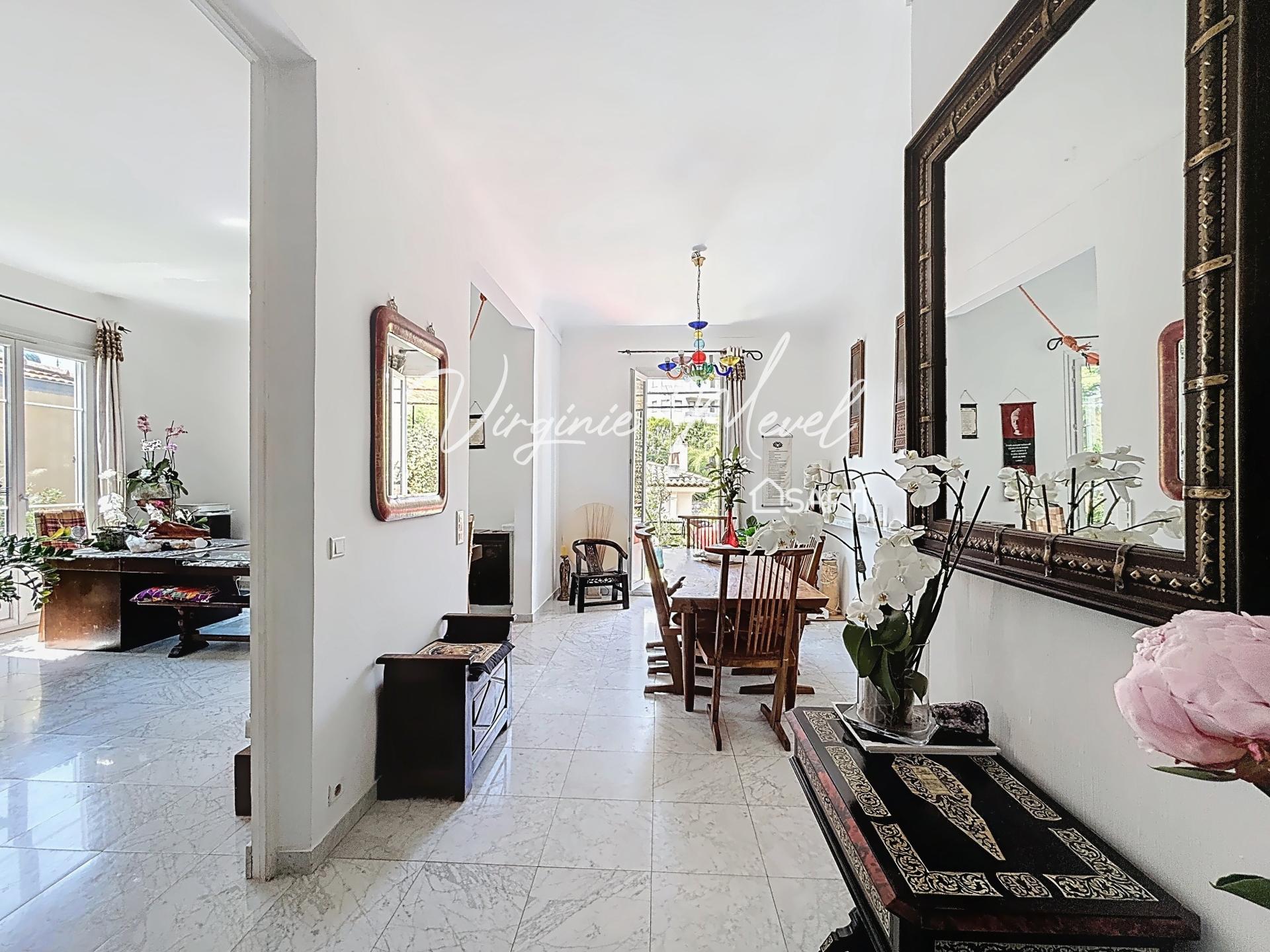 Photo 7 of the listing.