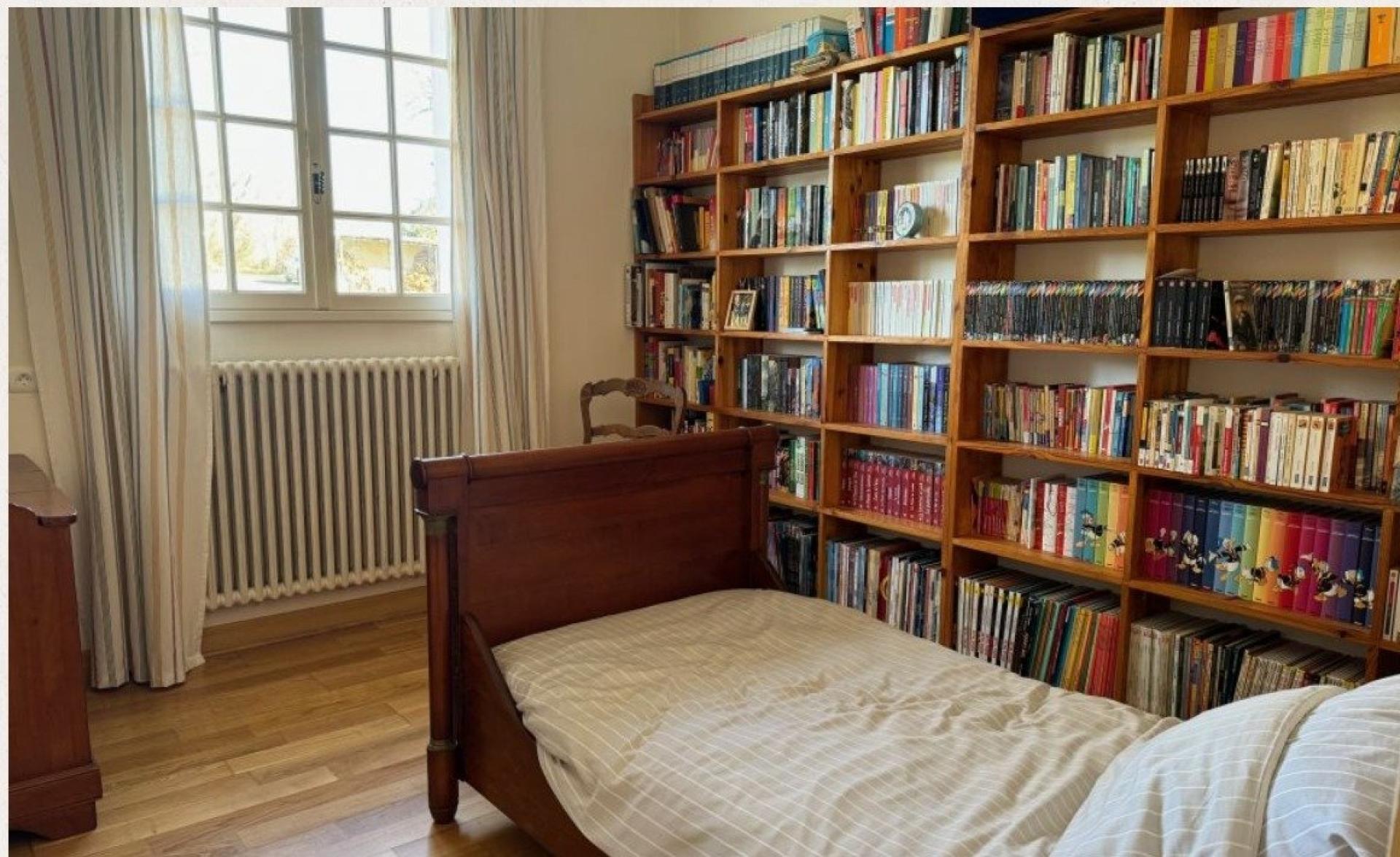 Photo 15 of the listing.