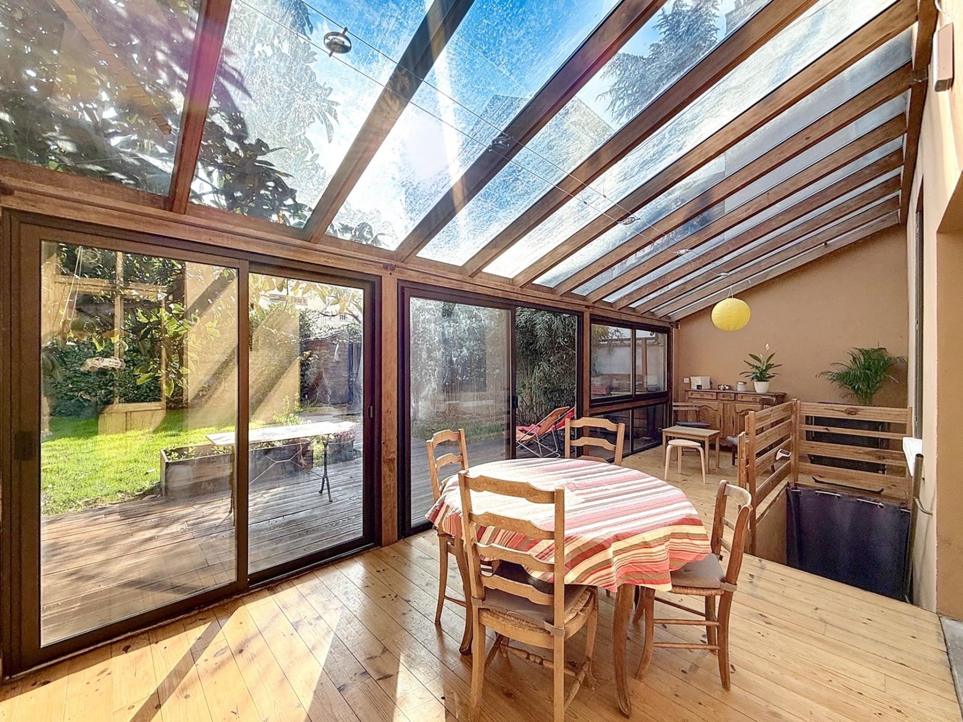 Photo 3 of the listing.