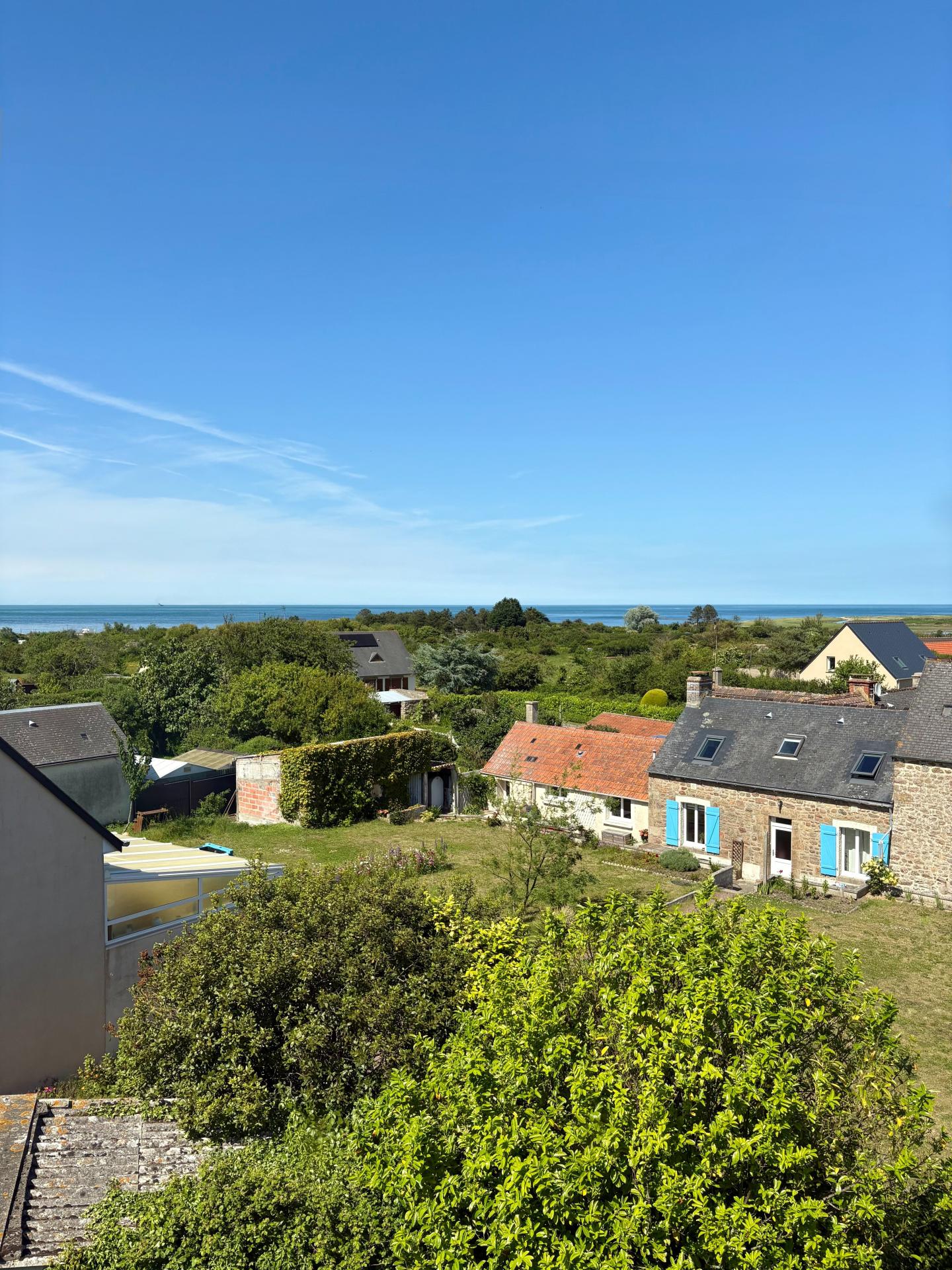 Photo 8 of the listing.