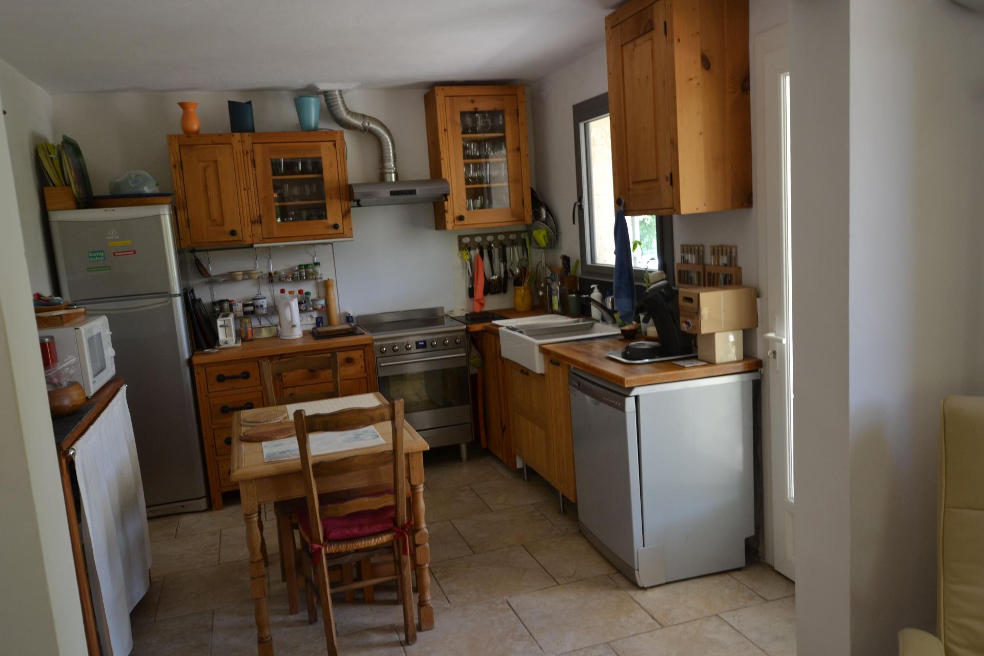 Photo 8 of the listing.