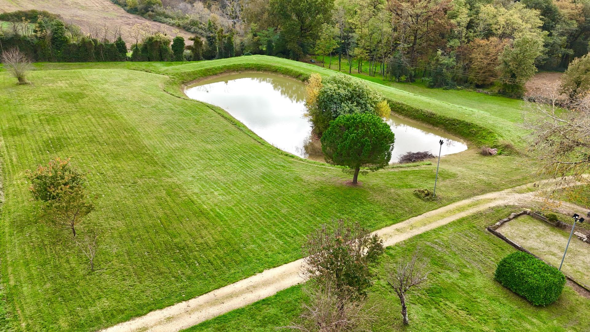 Photo 15 of the listing.