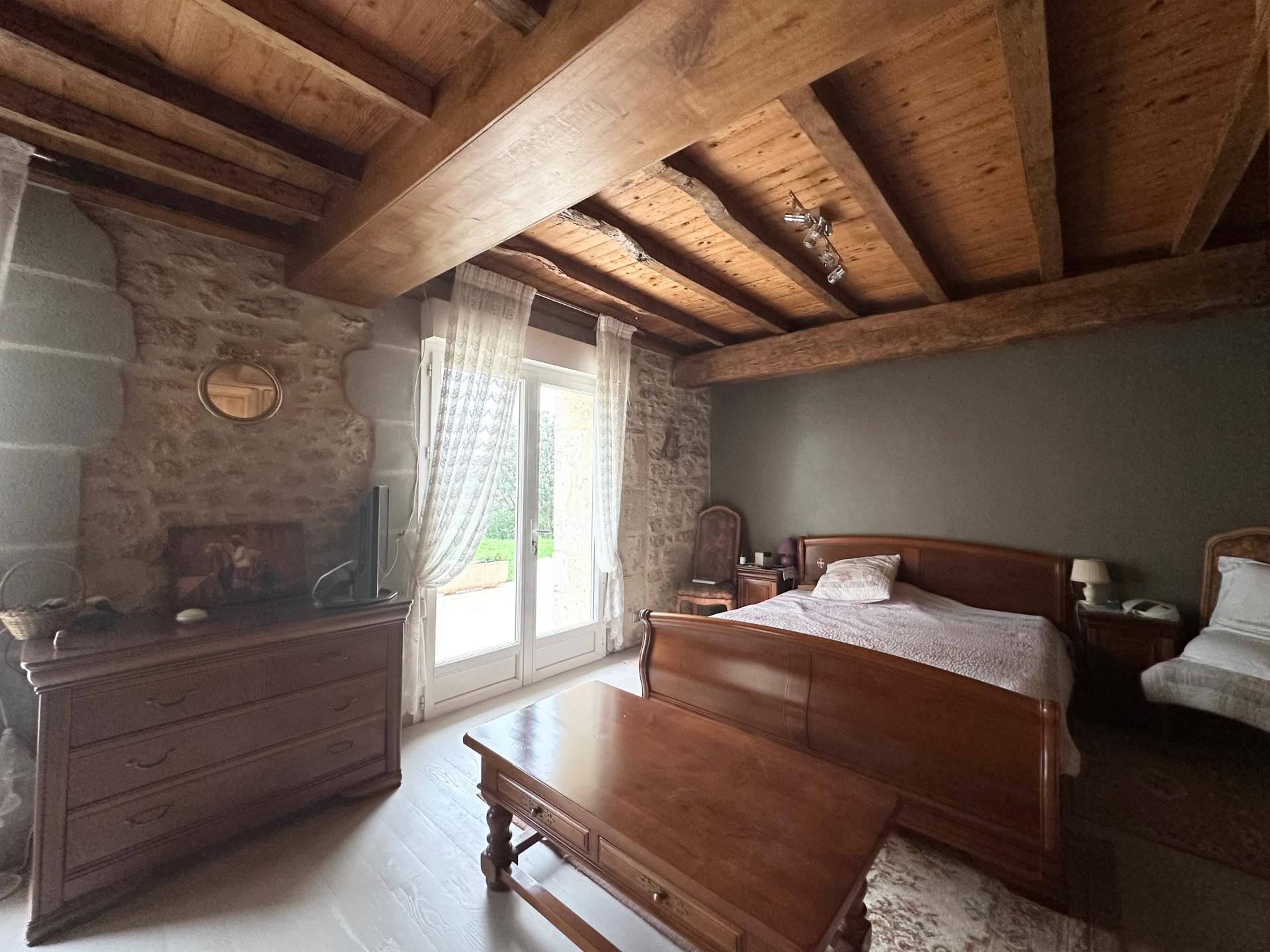 Photo 10 of the listing.