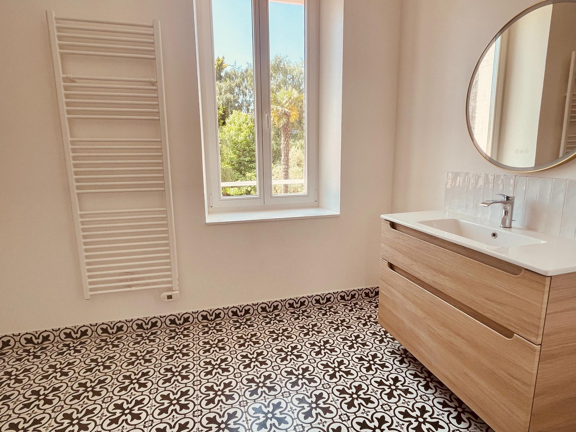 Photo 15 of the listing.