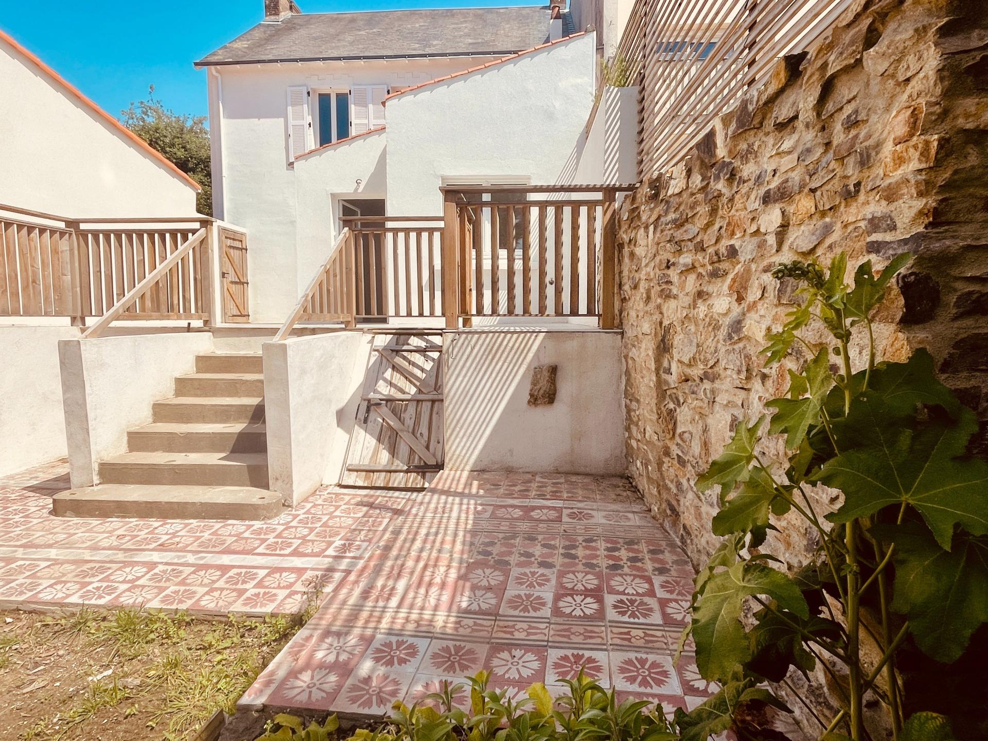 Photo 20 of the listing.