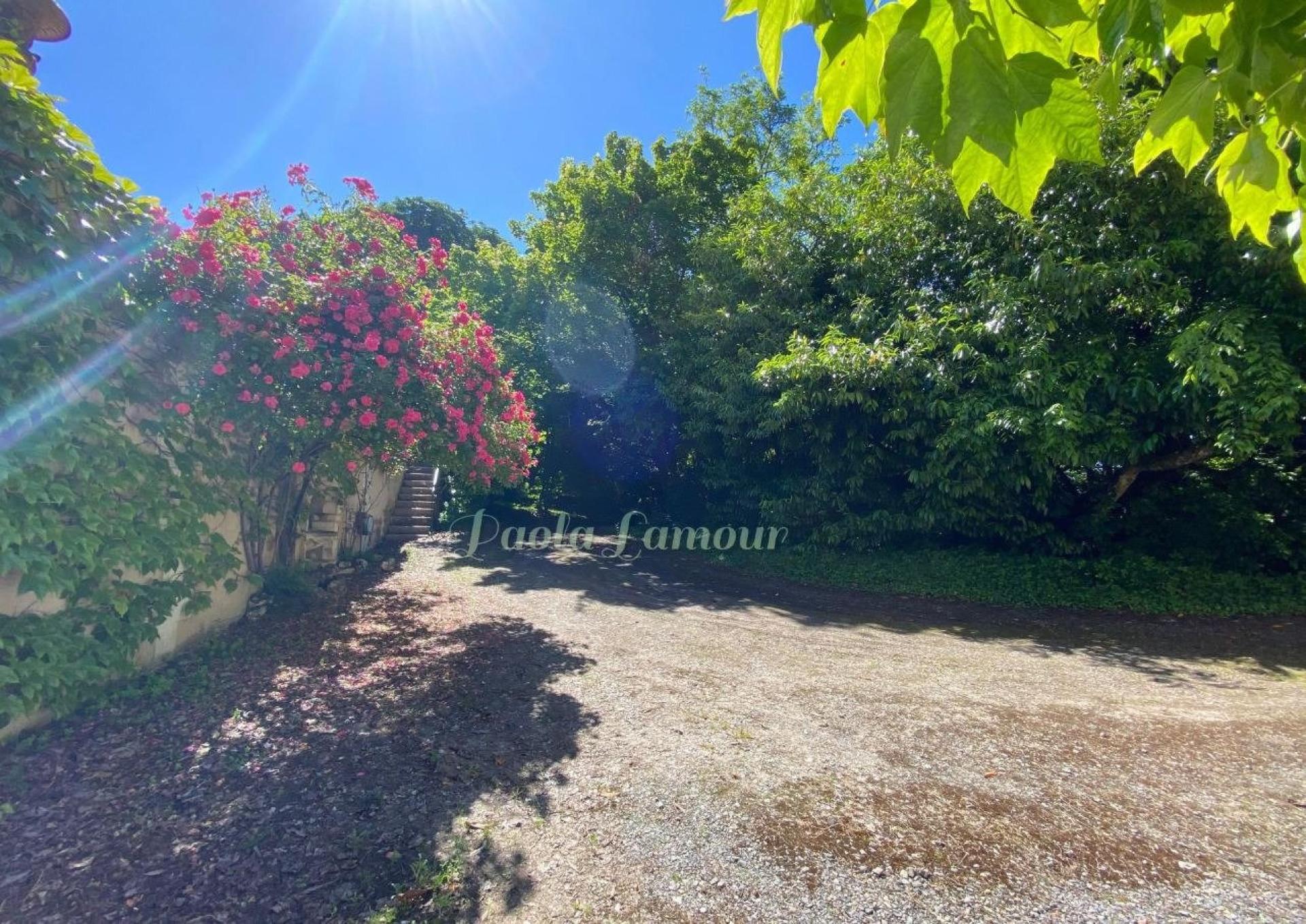 Photo 12 of the listing.