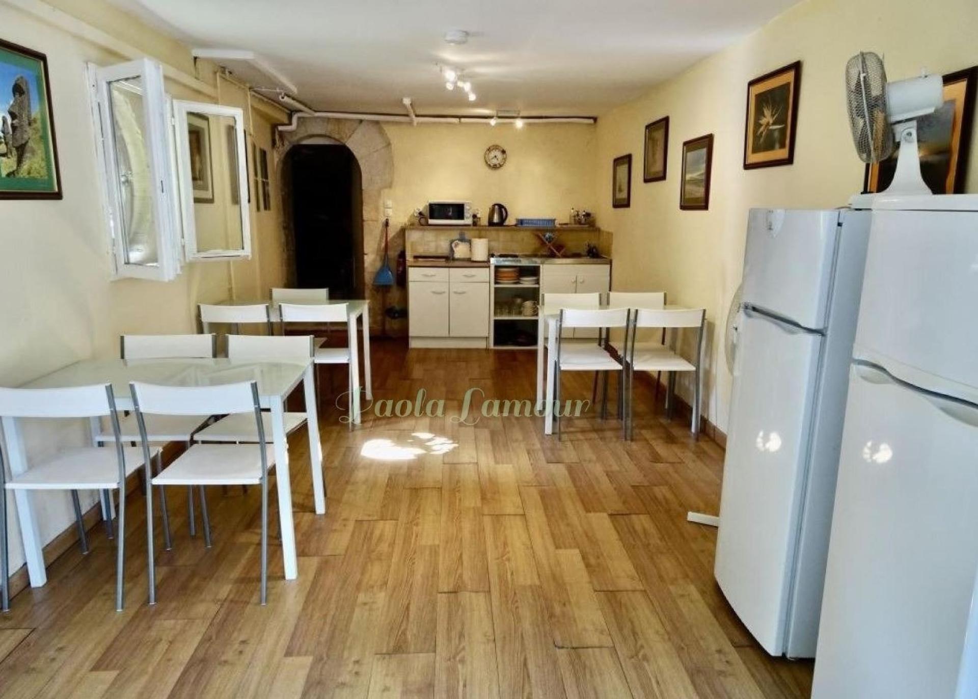 Photo 15 of the listing.