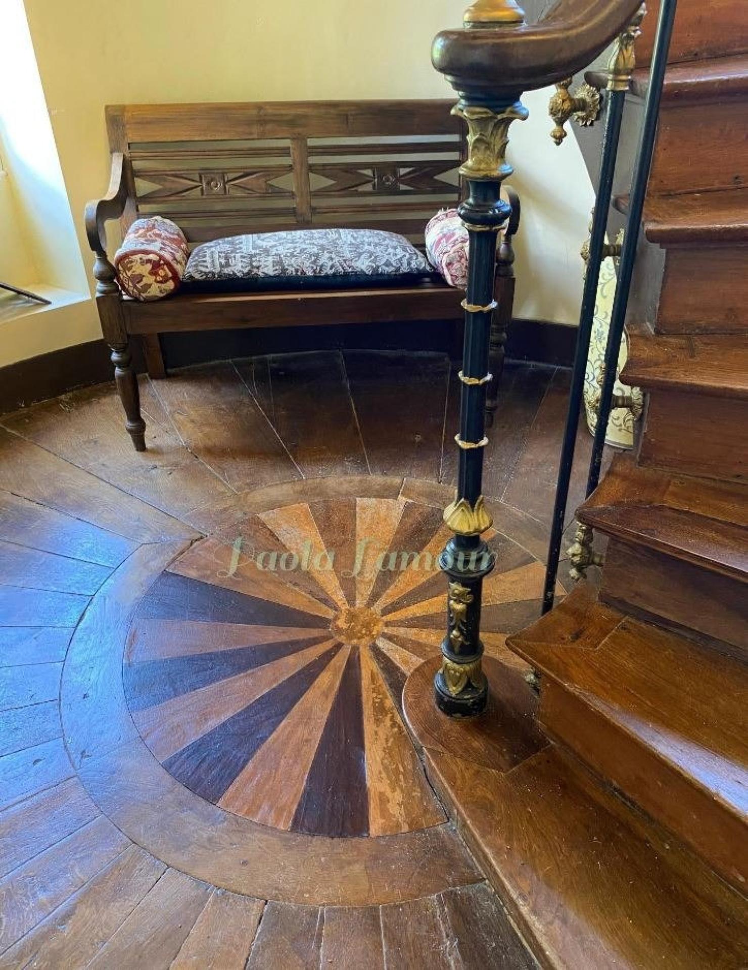 Photo 8 of the listing.