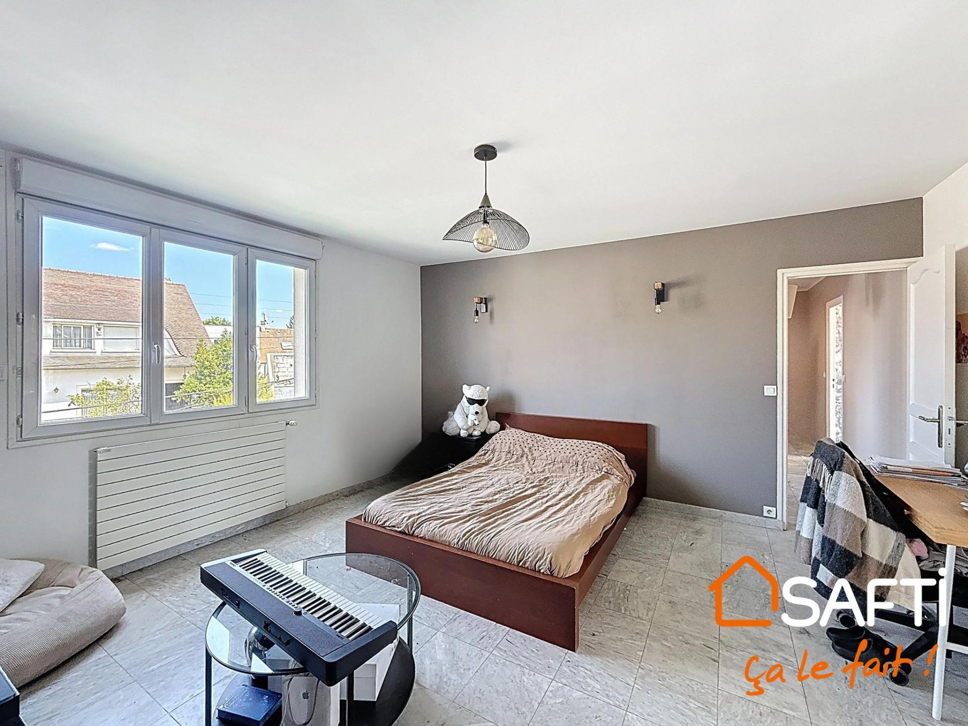 Photo 16 of the listing.