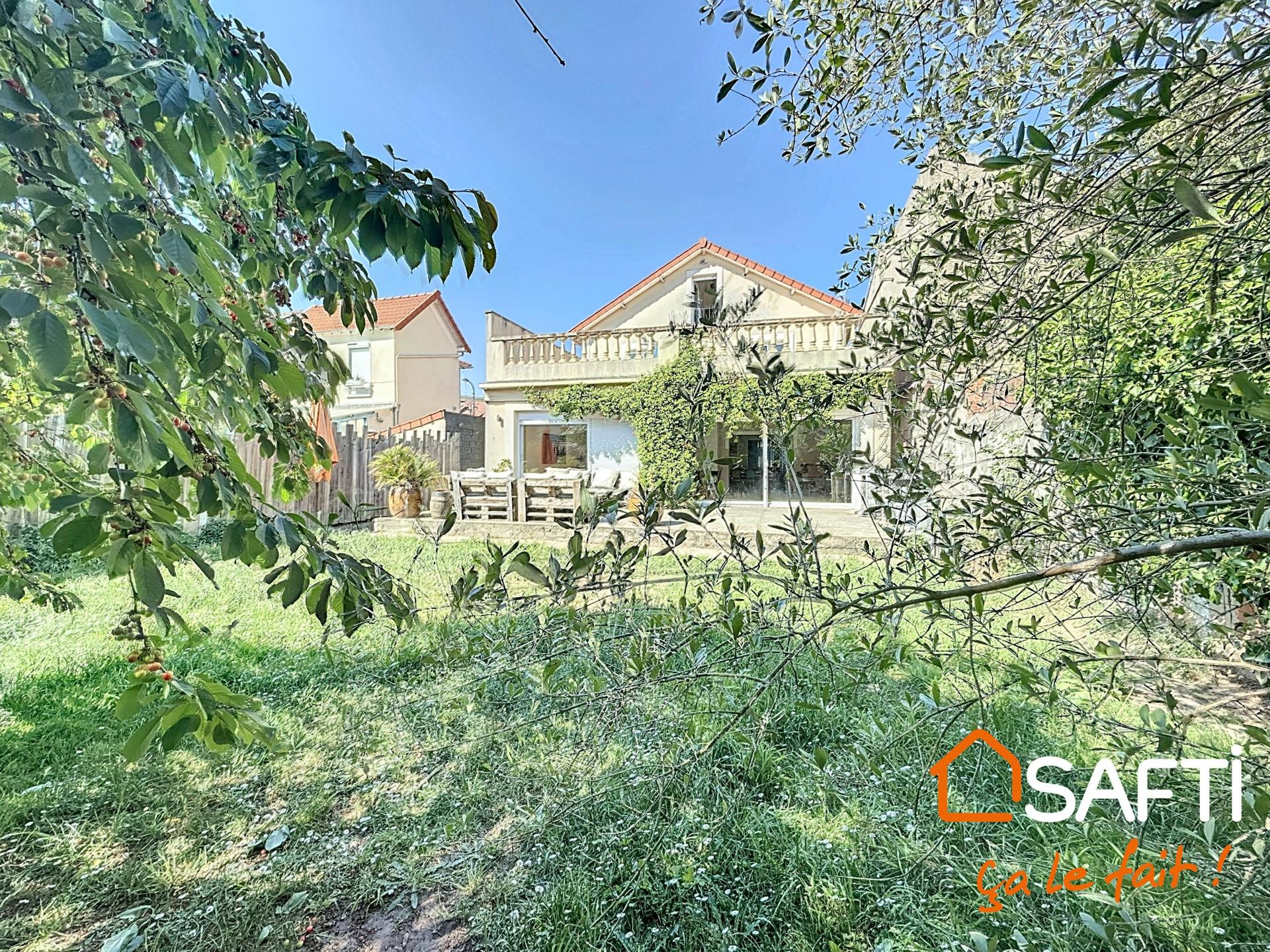 Photo 5 of the listing.