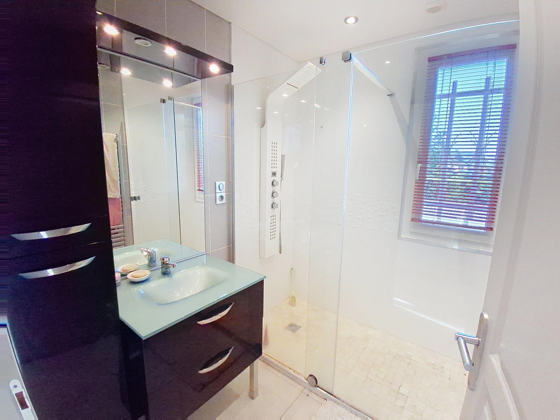 Photo 6 de l'annonce.