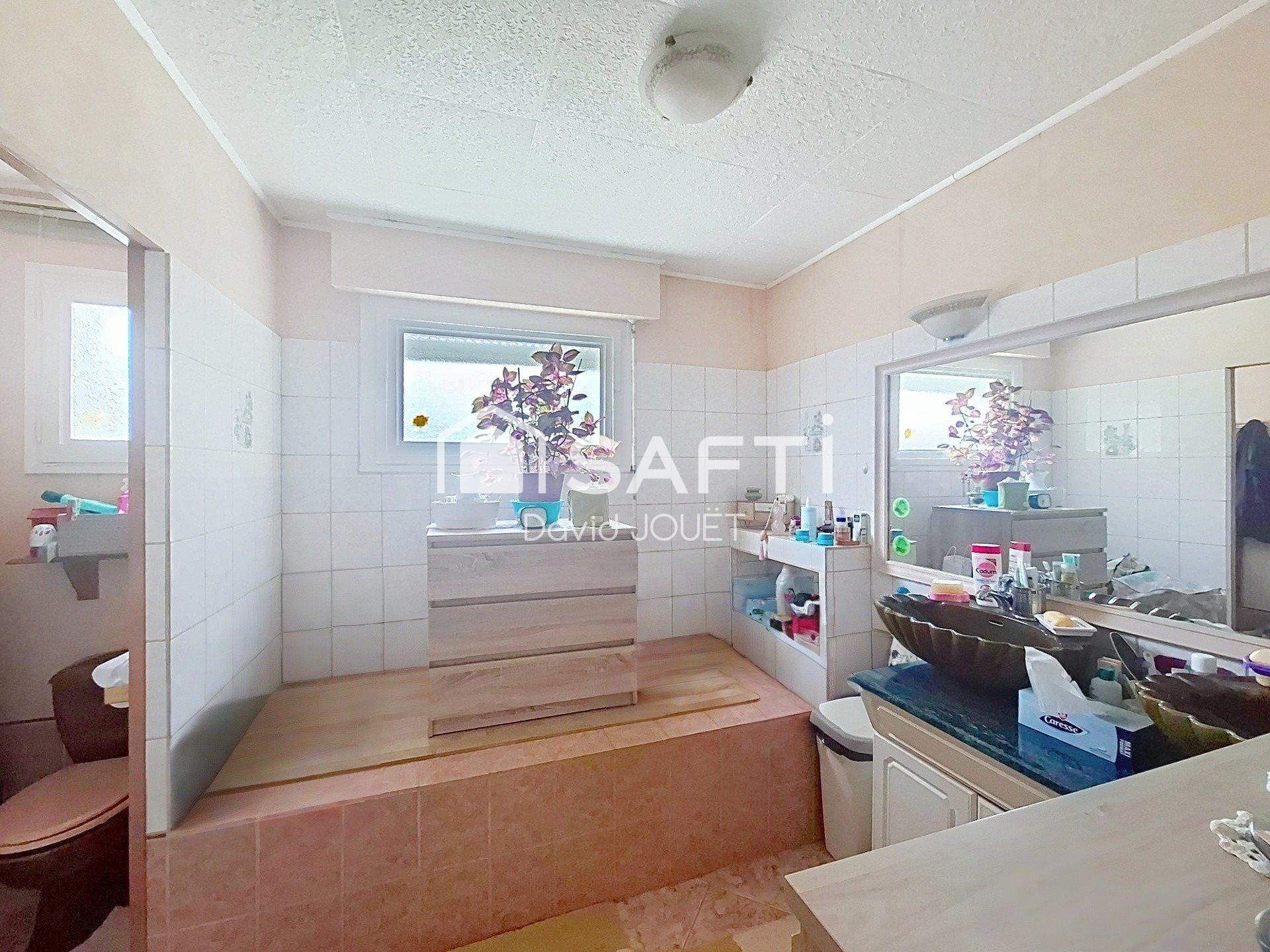 Photo SAFTI — Maison 7 pièces, 150 m² à Noyal Pontivy 5