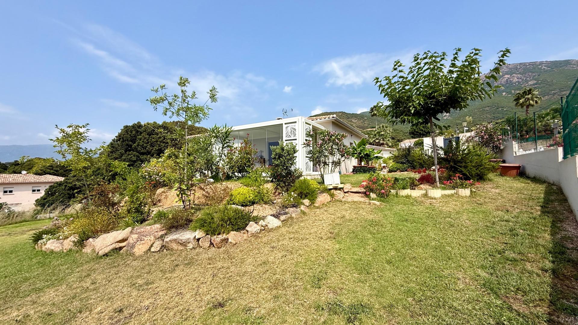 Photo 14 of the listing.