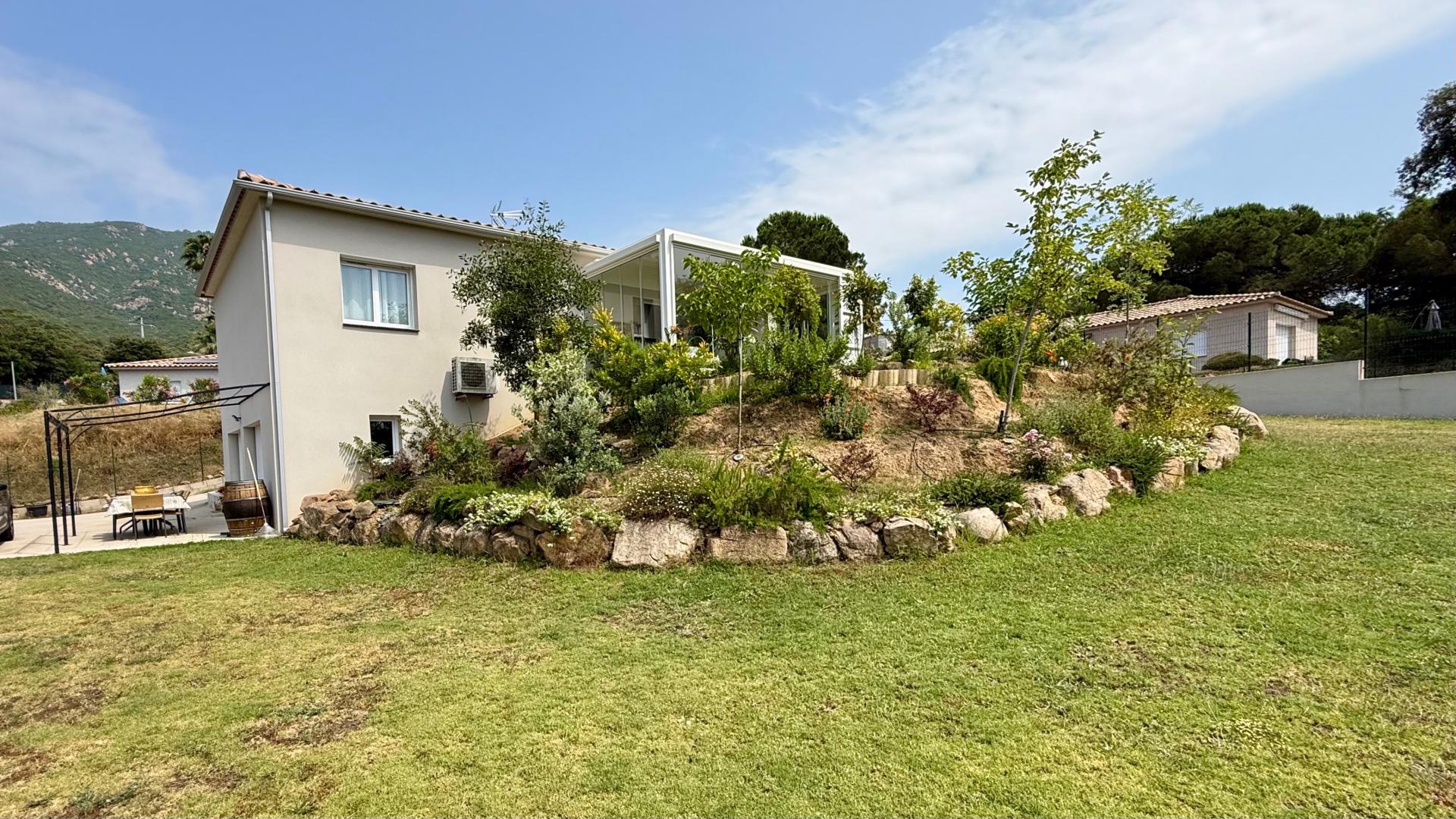 Photo 13 of the listing.